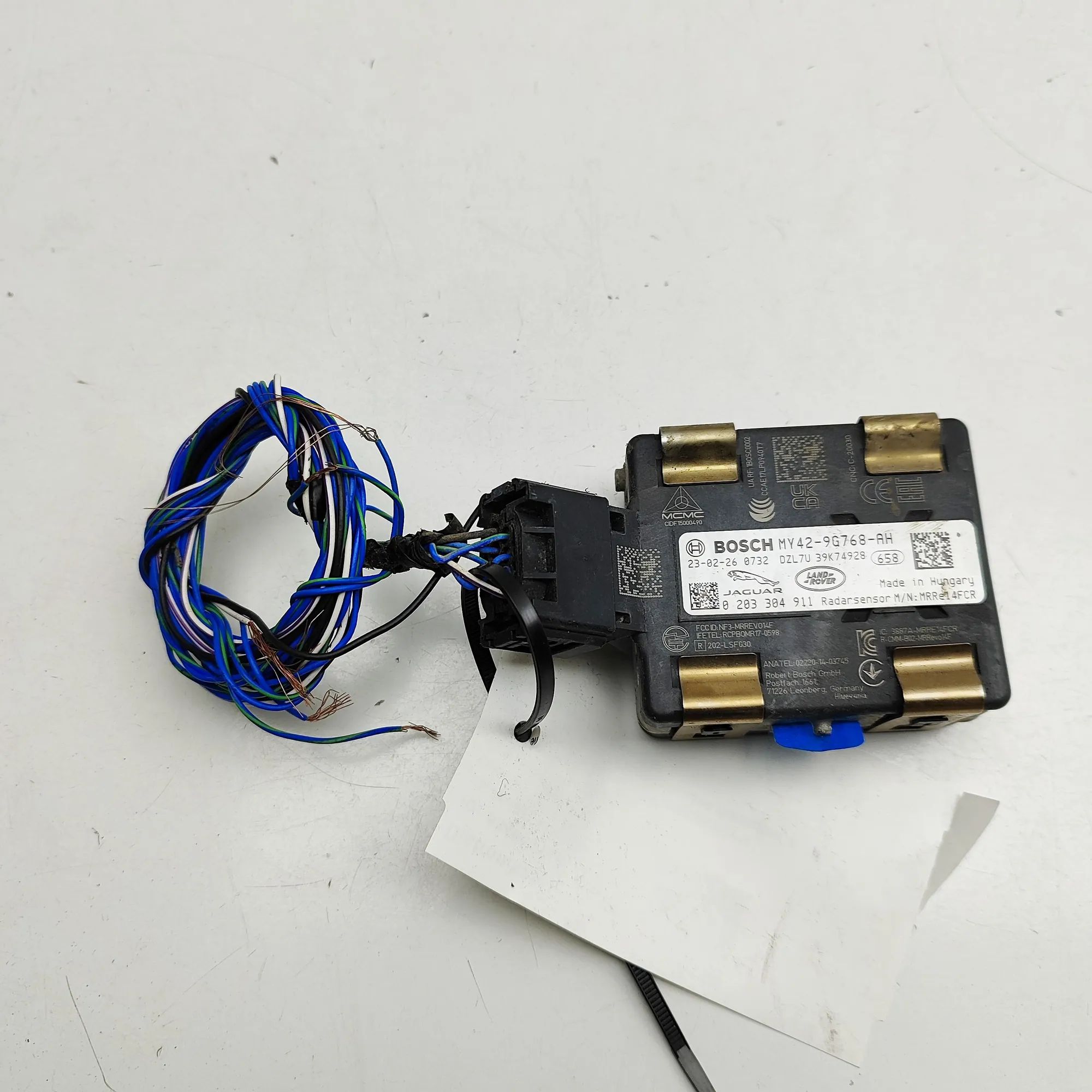 Land Rover Discovery Distance Radar Sensor 0203304911, MY42-9G768-AH Distance Radar Sensor...