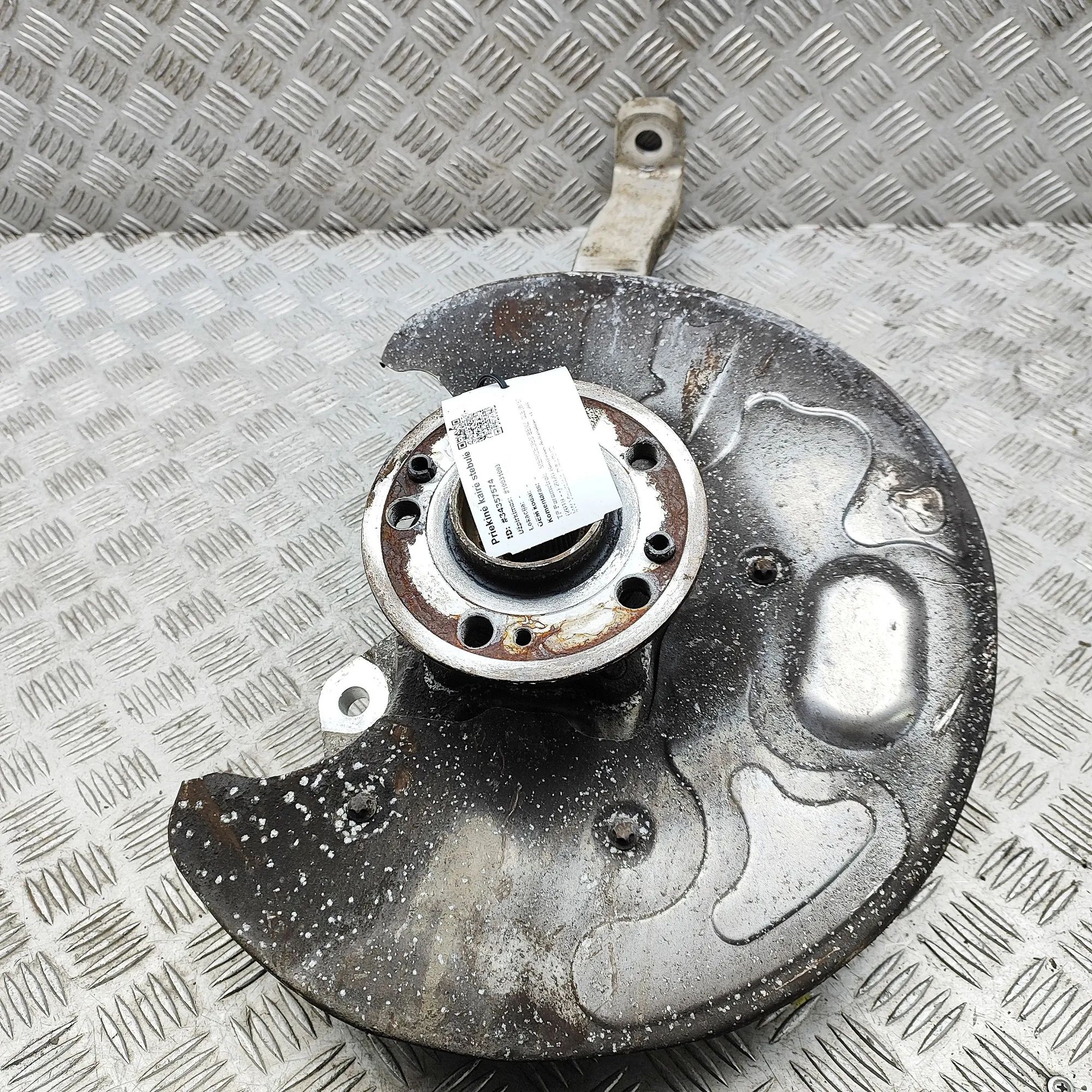 Mercedes-Benz GLE (W167) Front Left Wheel Hub A1673322500 Front Left Wheel Hub MERCEDES-BENZ ...