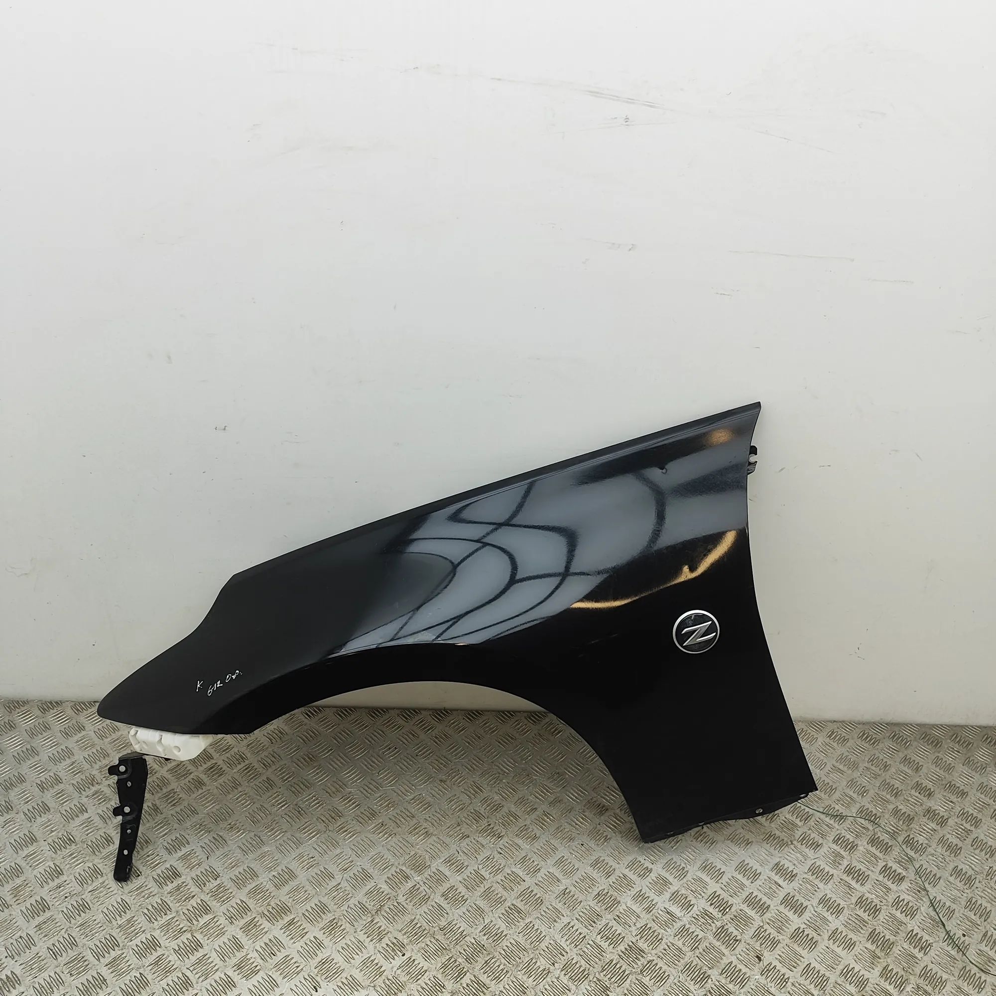 Nissan 370Z Front Left Fender F3101-1EKMA Front Left Fender NISSAN 370 (Z Cou...