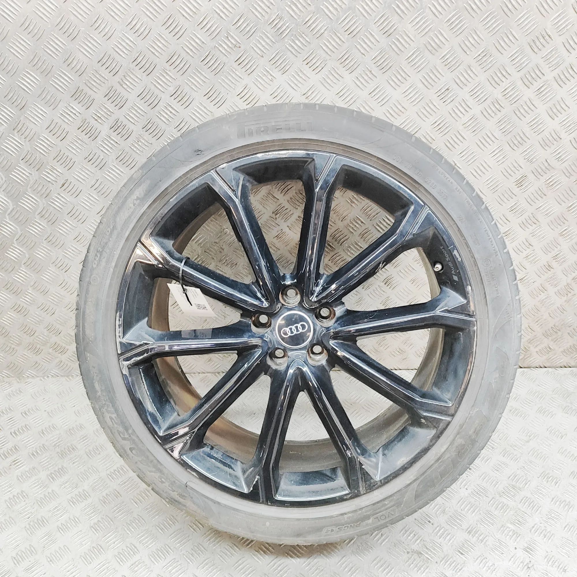 Audi Q3 (F3) Alloy Wheel 83A601025AJ, 83A601025AH, 83A601025AX, 83A60102...