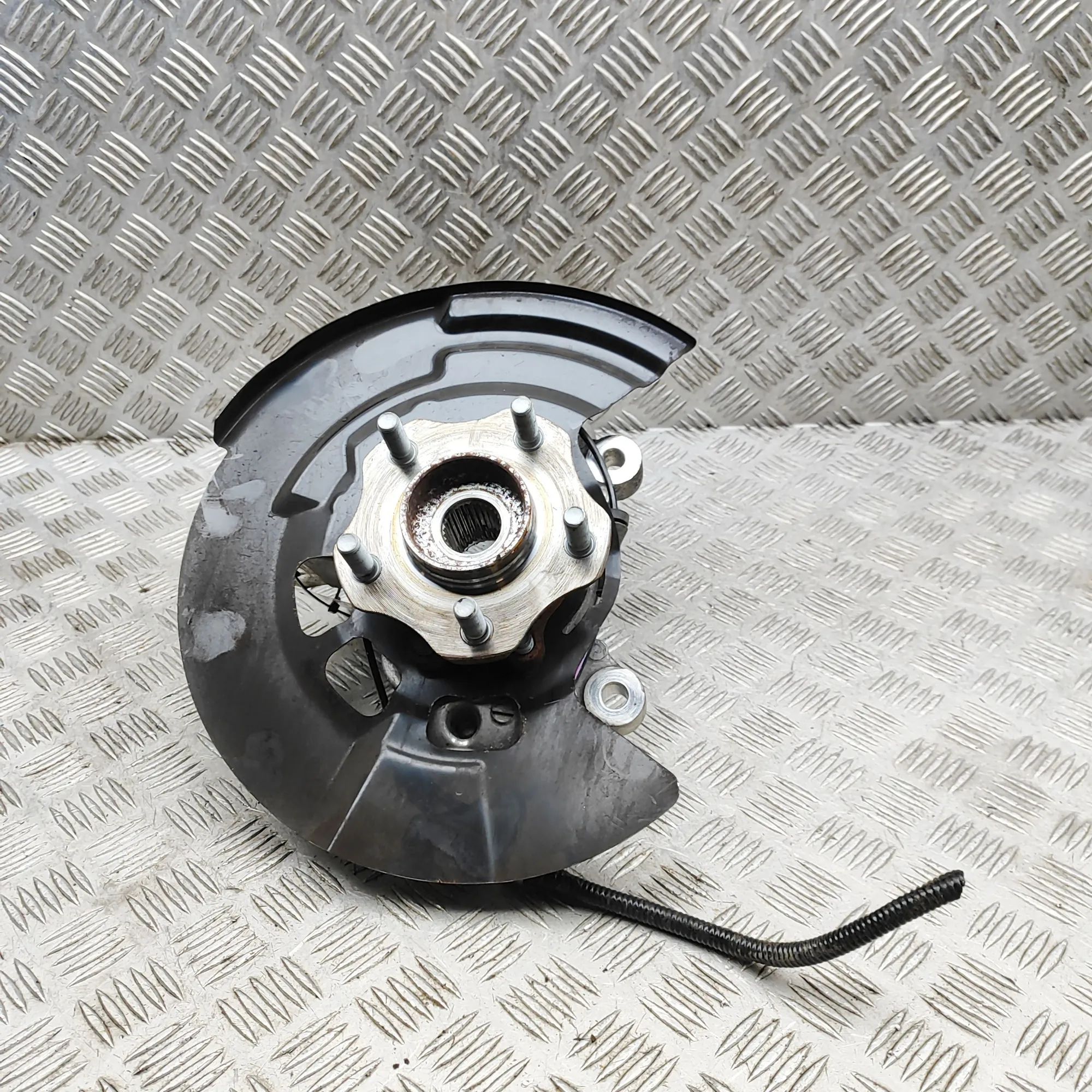 Nissan Ariya Front Right Wheel Hub 40014-5MP0A Front Right Wheel Hub NISSAN ARIYA ...
