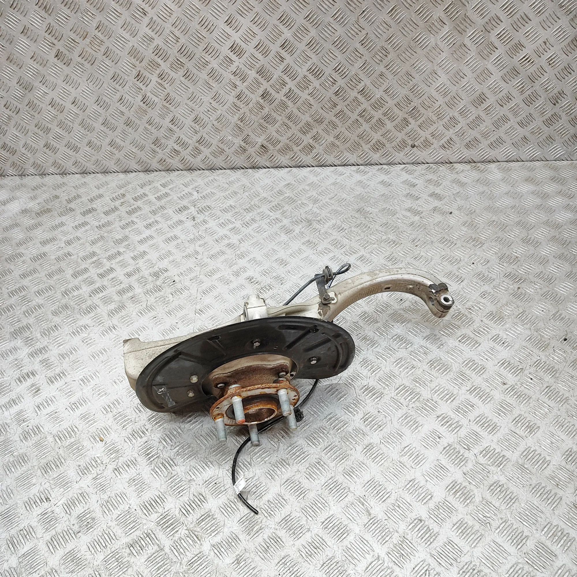 BYD Seal Front Left Wheel Hub EKEB-2304010E Front Left Wheel Hub BYD SEAL (20...