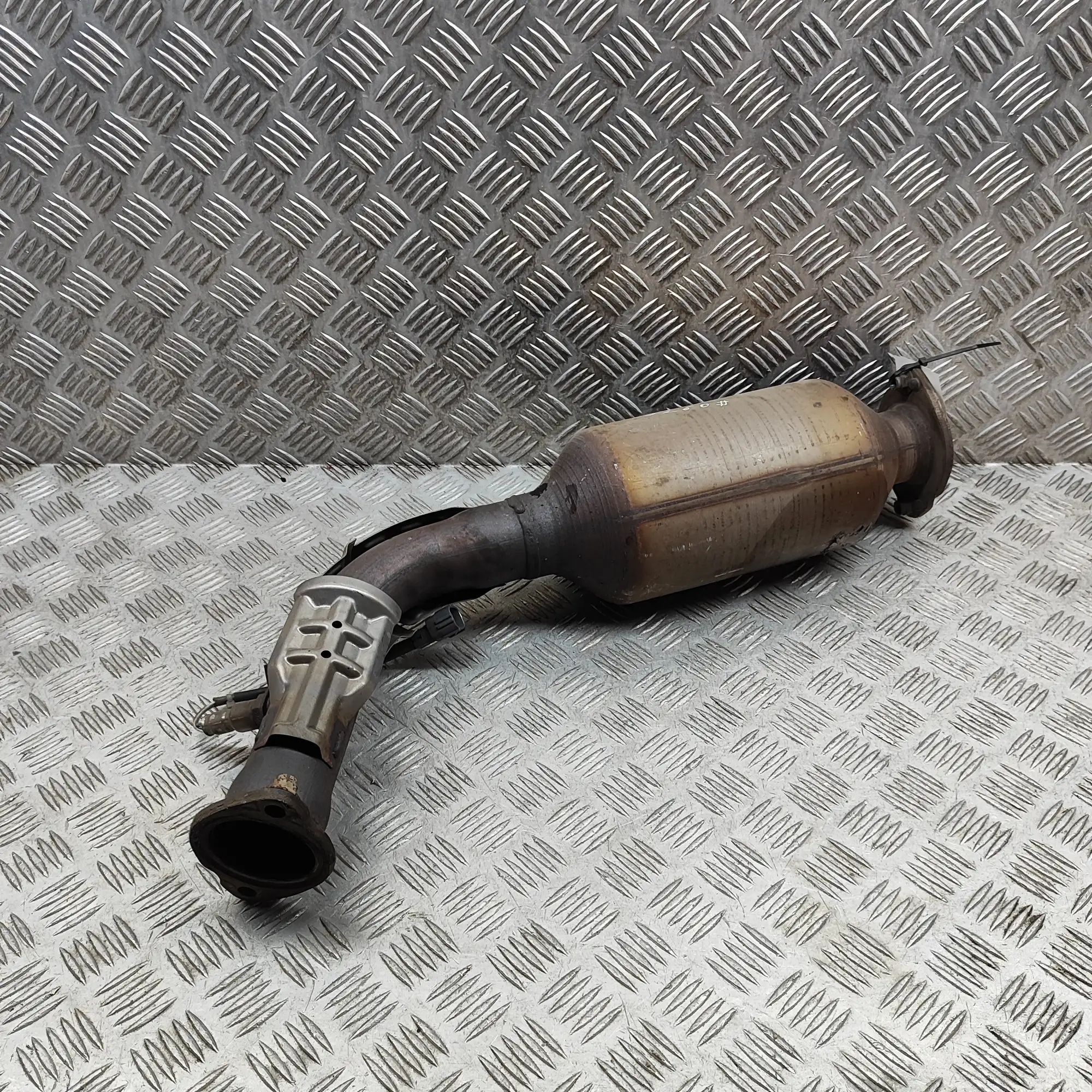 Lexus NX Catalyst Converter 17402-36090 Catalyst Converter LEXUS NX (_Z1_) ...