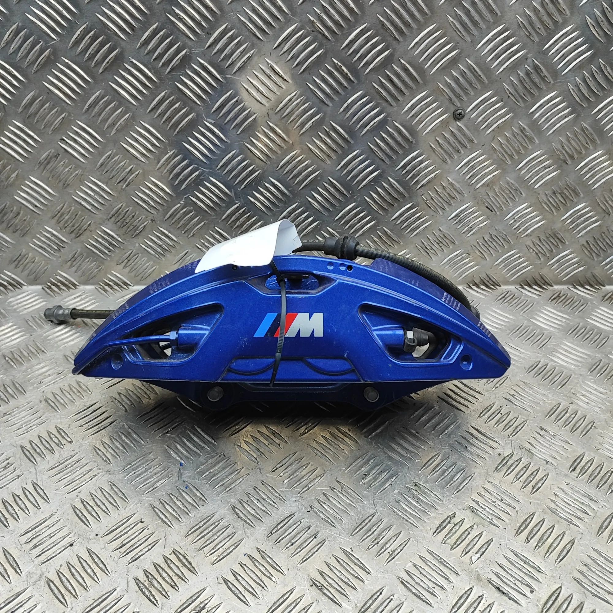 BMW X6 (G06) Front Right Brake Caliper