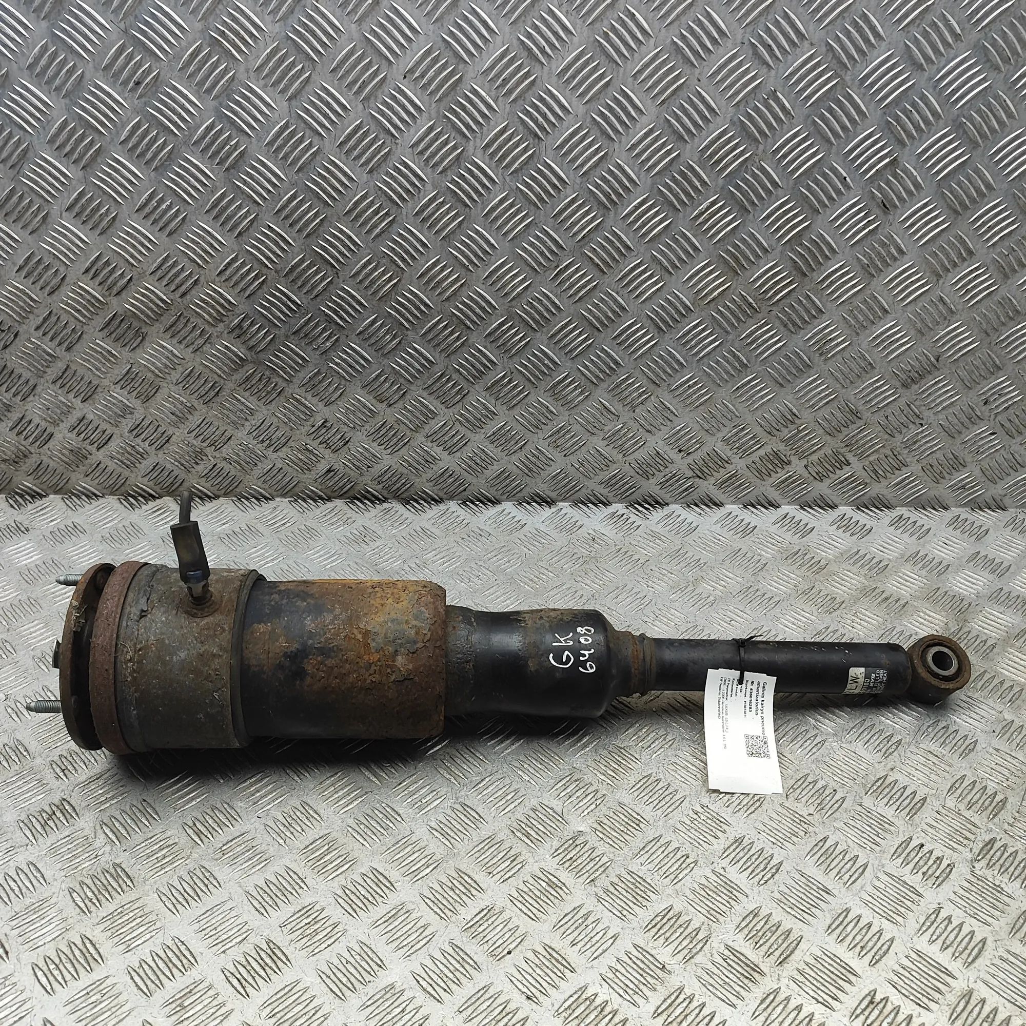 Lexus LS Rear Left Air Shock Absorber 48090-50160 Rear Left Air Shock Absorber LEXUS ...