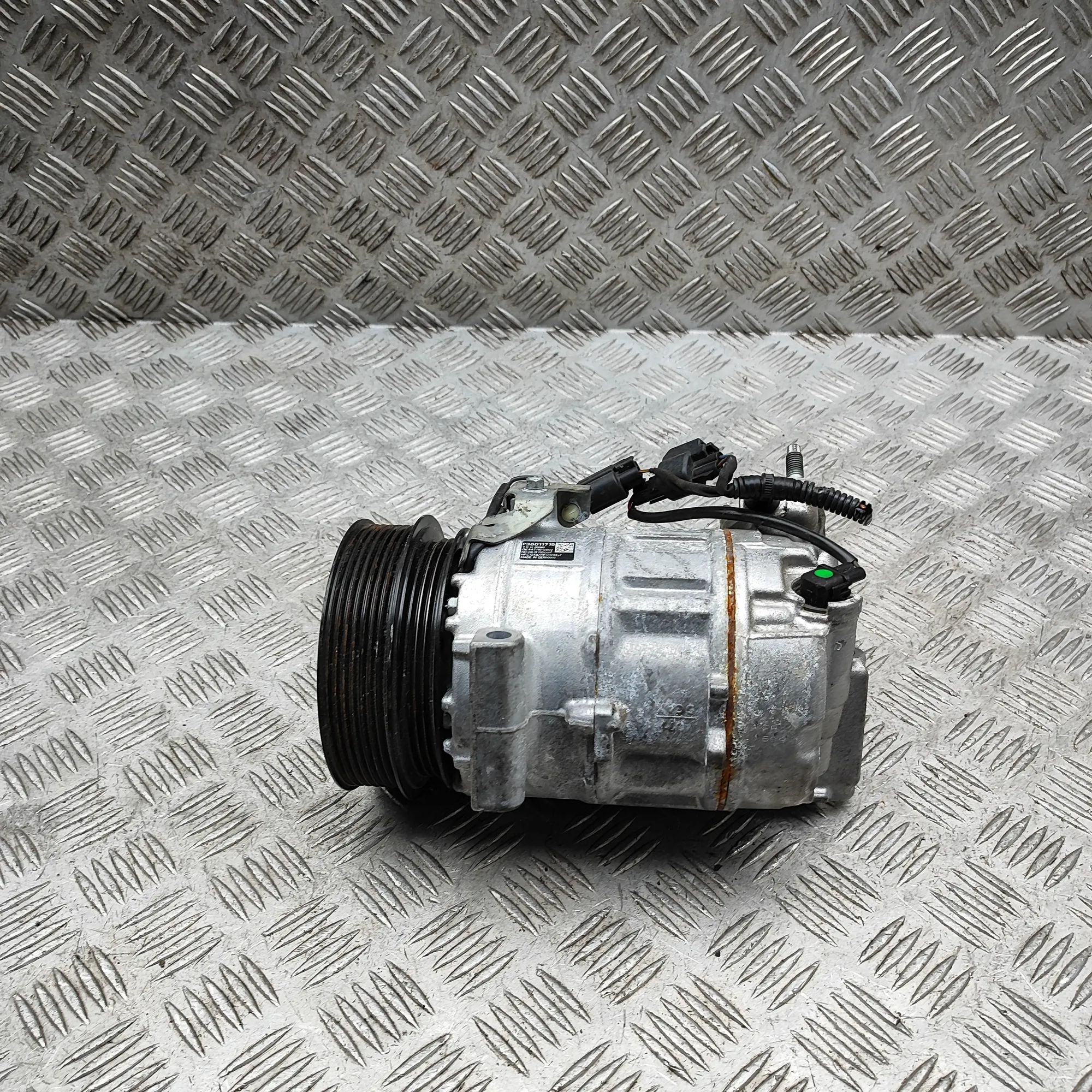 Volvo XC90 Air Condition A/C Pump 36011715, P36011715 Air Condition A/C Pump VOLV...