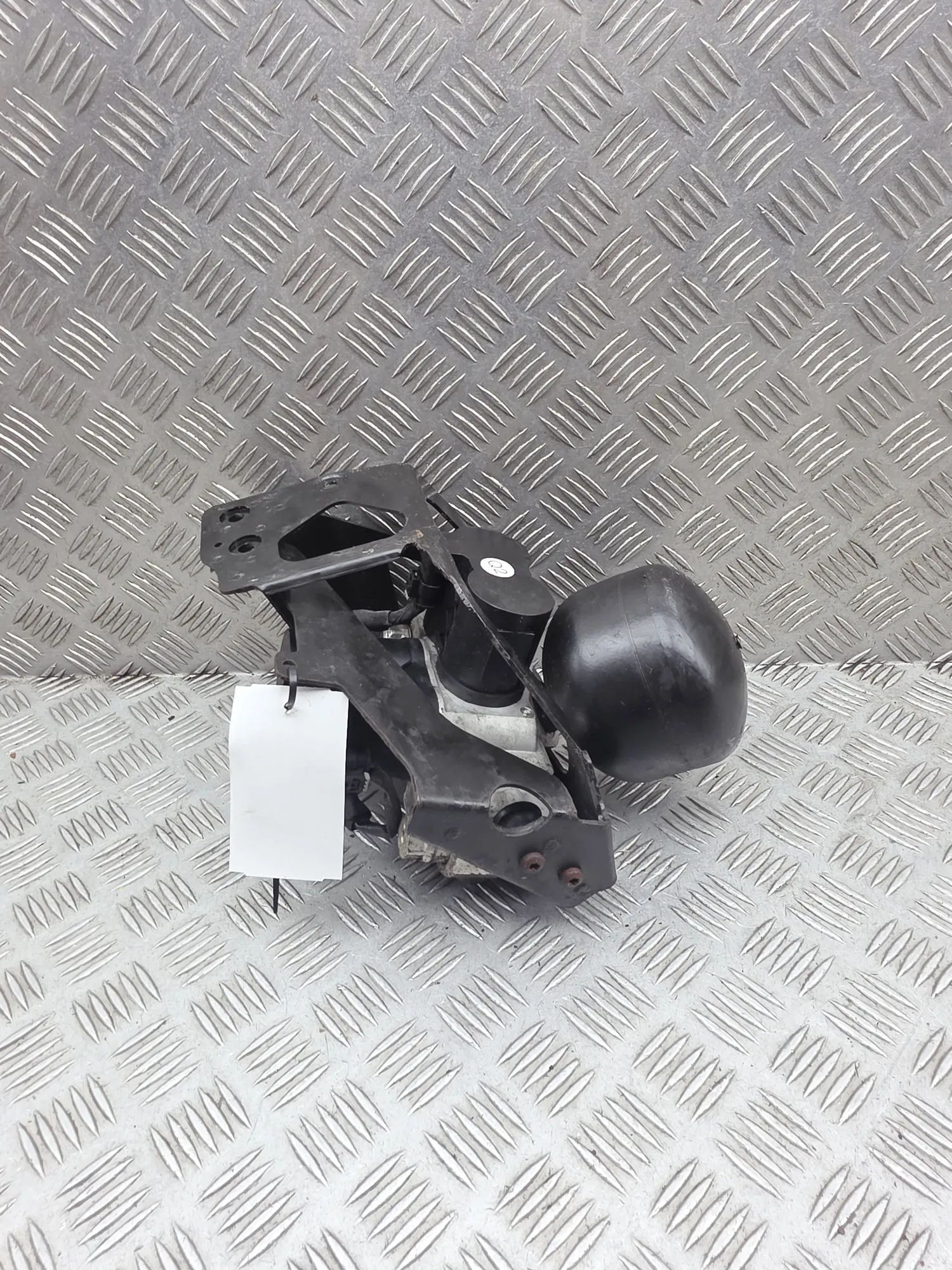 Mercedes-Benz A (W176) Air Suspension Control Unit A2213200958, A2213270215 Air Suspension Control...
