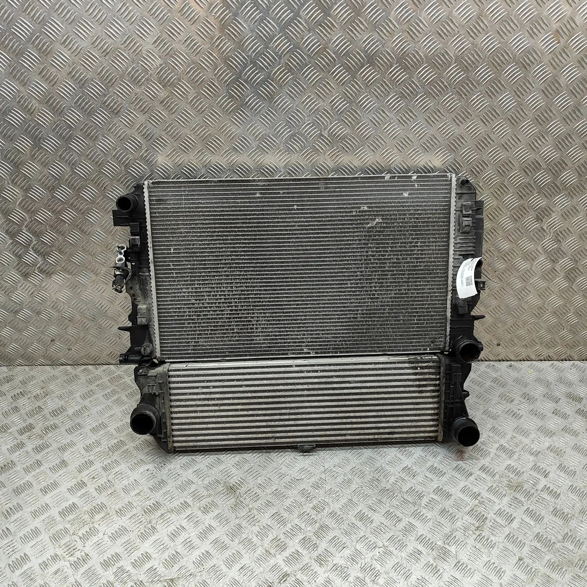 Mercedes-Benz Sprinter (W907 / W910)  Cooling Radiator Pack A9065000554, A9075011700, A2115001700, A9065000...