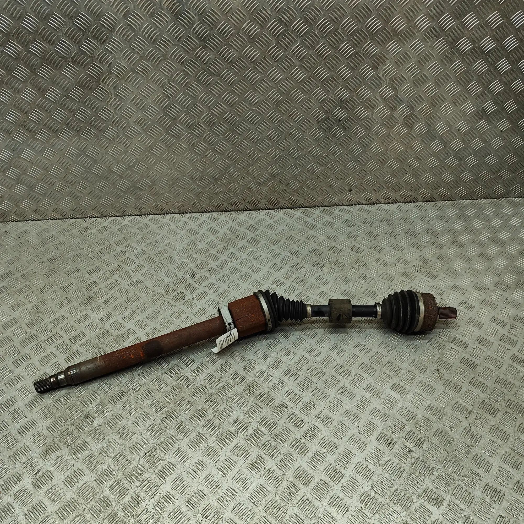 Volvo XC60 Front Right Driveshaft 36011792 Front Right Driveshaft VOLVO XC60 (II ...