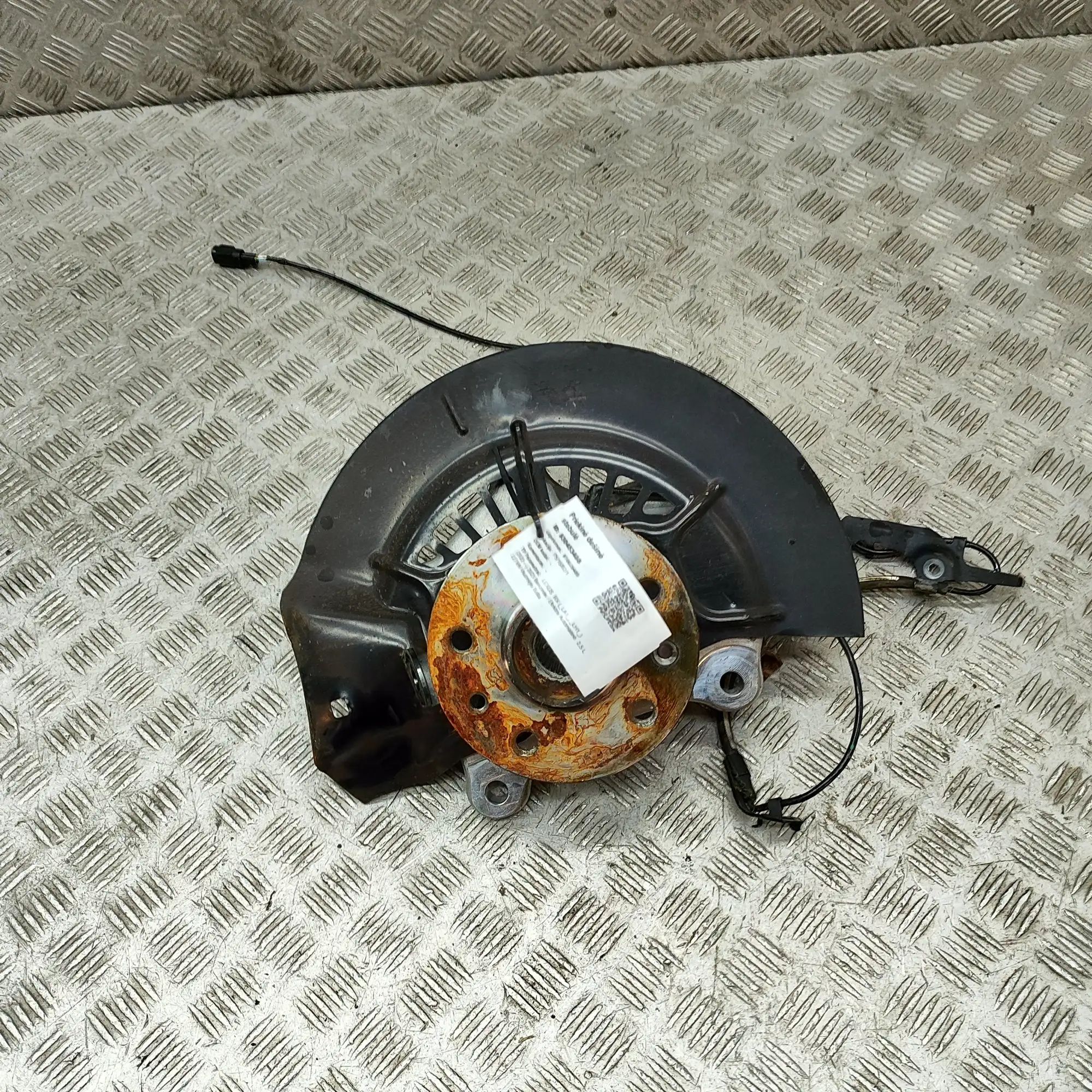 Lexus RX Front Right Wheel Hub 43201-48020 Front Right Wheel Hub LEXUS RX (_LA...