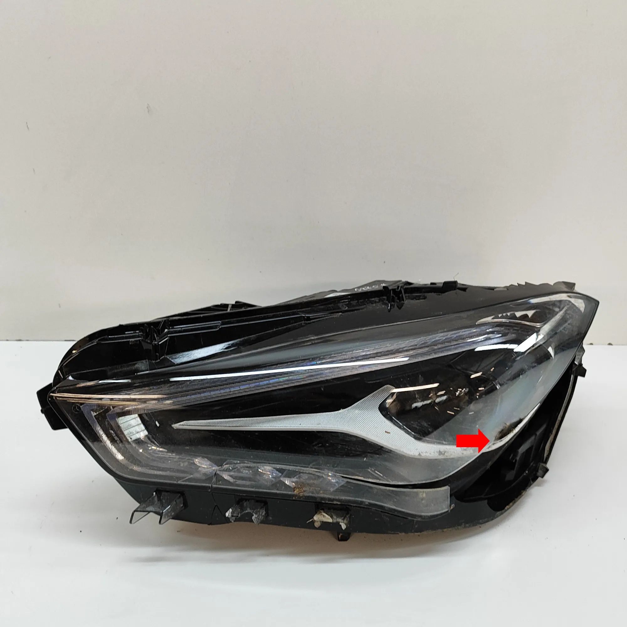 Mercedes-Benz CLA (C118) Front Left Headlight A1189068701 Front Left Headlight MERCEDES-BENZ ...