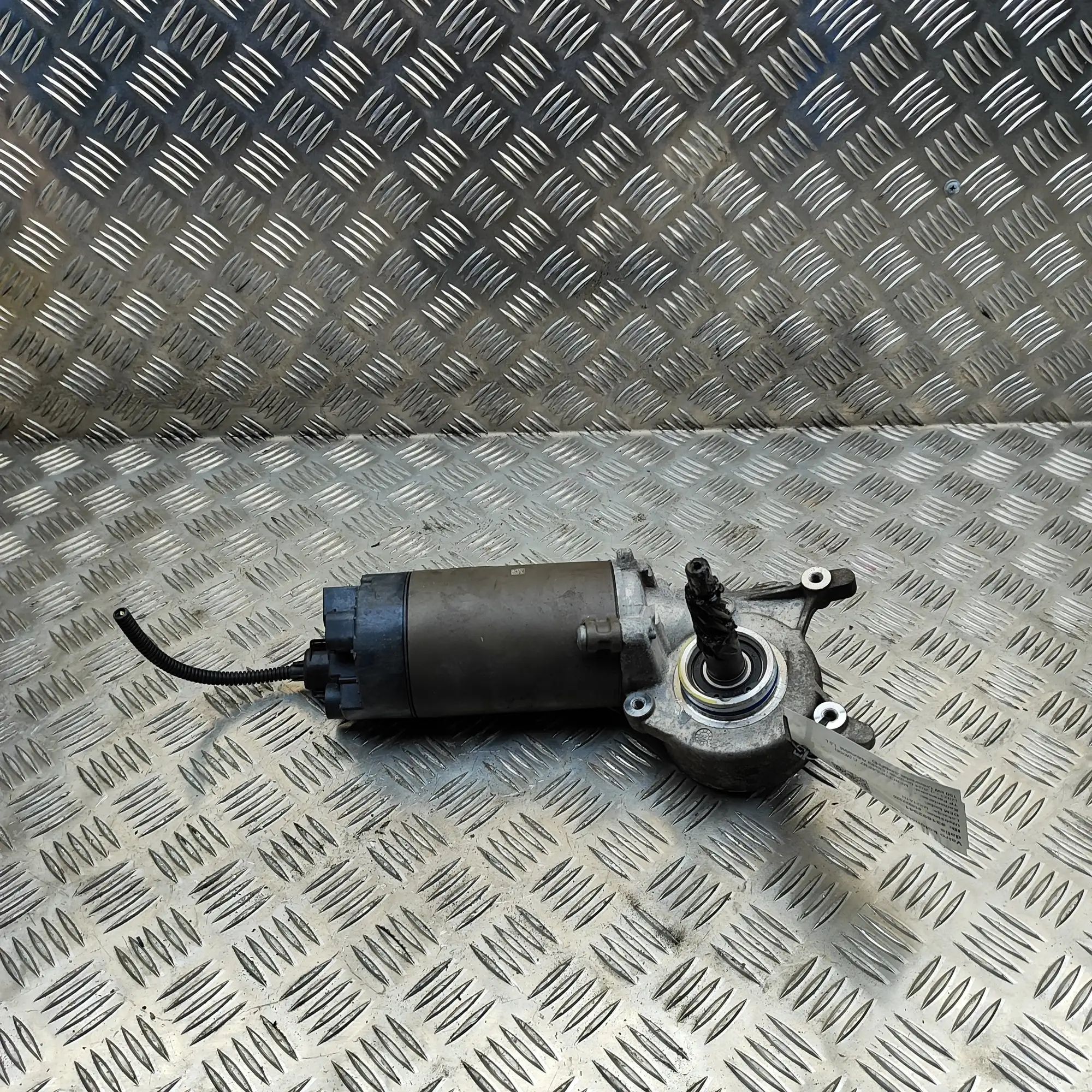 Mercedes-Benz A (W177) Steering Rack Motor A2064603802, A2210715685 Steering Rack Motor ME...