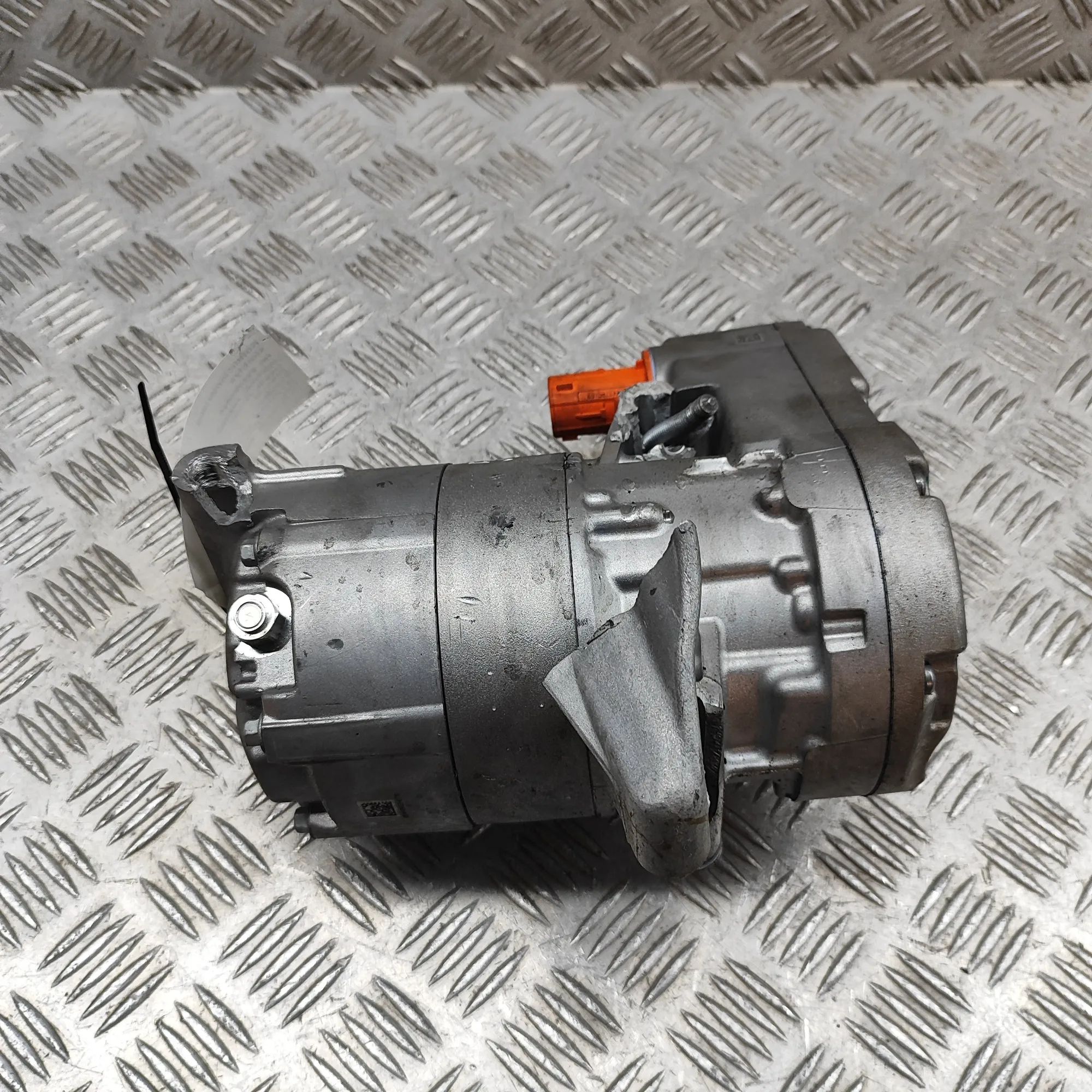 Volkswagen Tayron Air Conditioning A/C Pump 3WA816797D Air Conditioning A/C Pump VW TAYRON ...