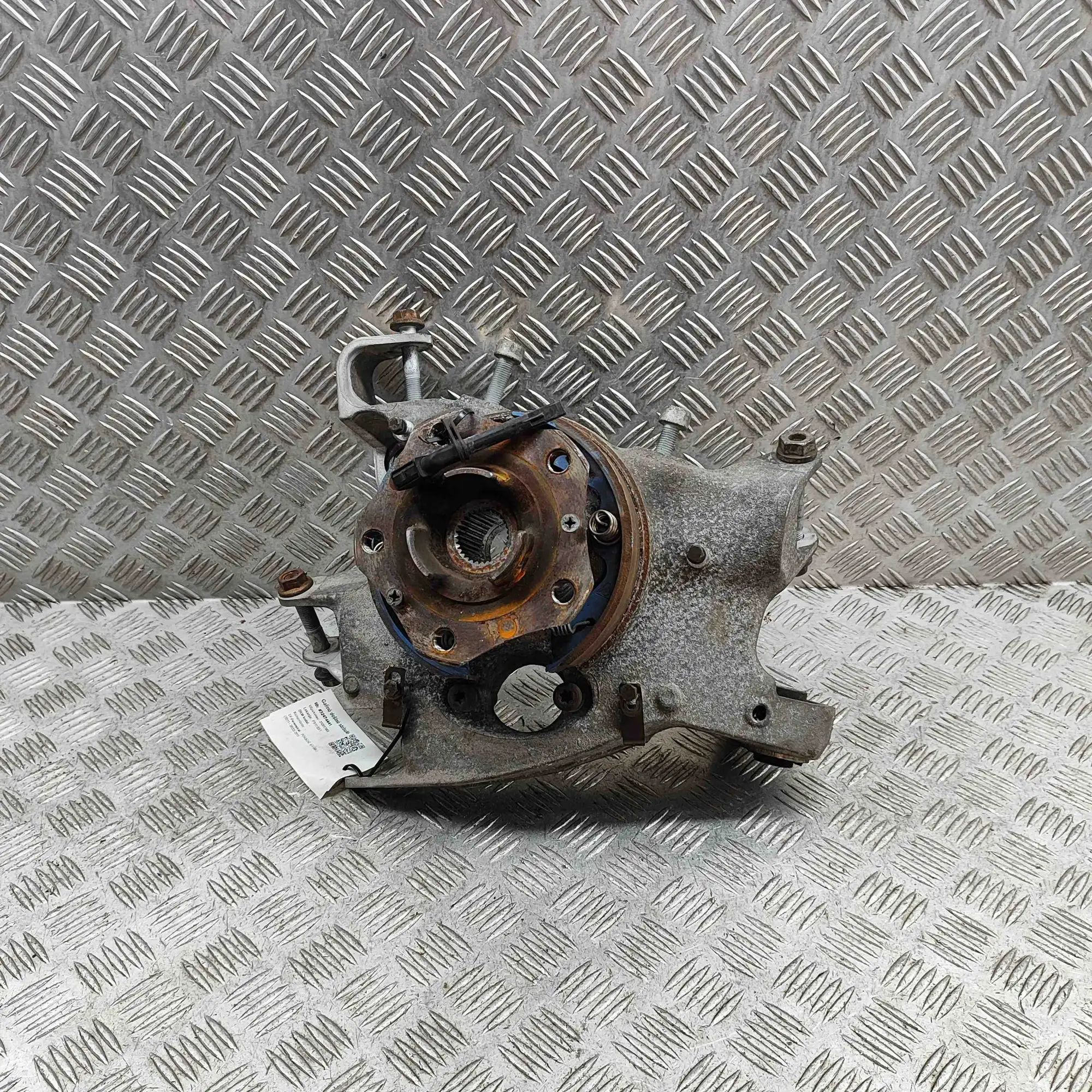 Porsche 911 (991) Rear Right Wheel Hub 99133161204 Rear Right Wheel Hub PORSCHE 911 (9...