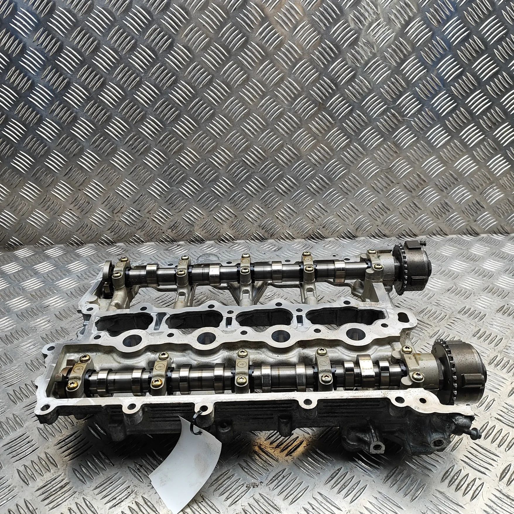 Jaguar E-Pace распределительный вал H4P3-6A272-CE, H4P3-6A270-DC Camshaft JAGUAR E-...