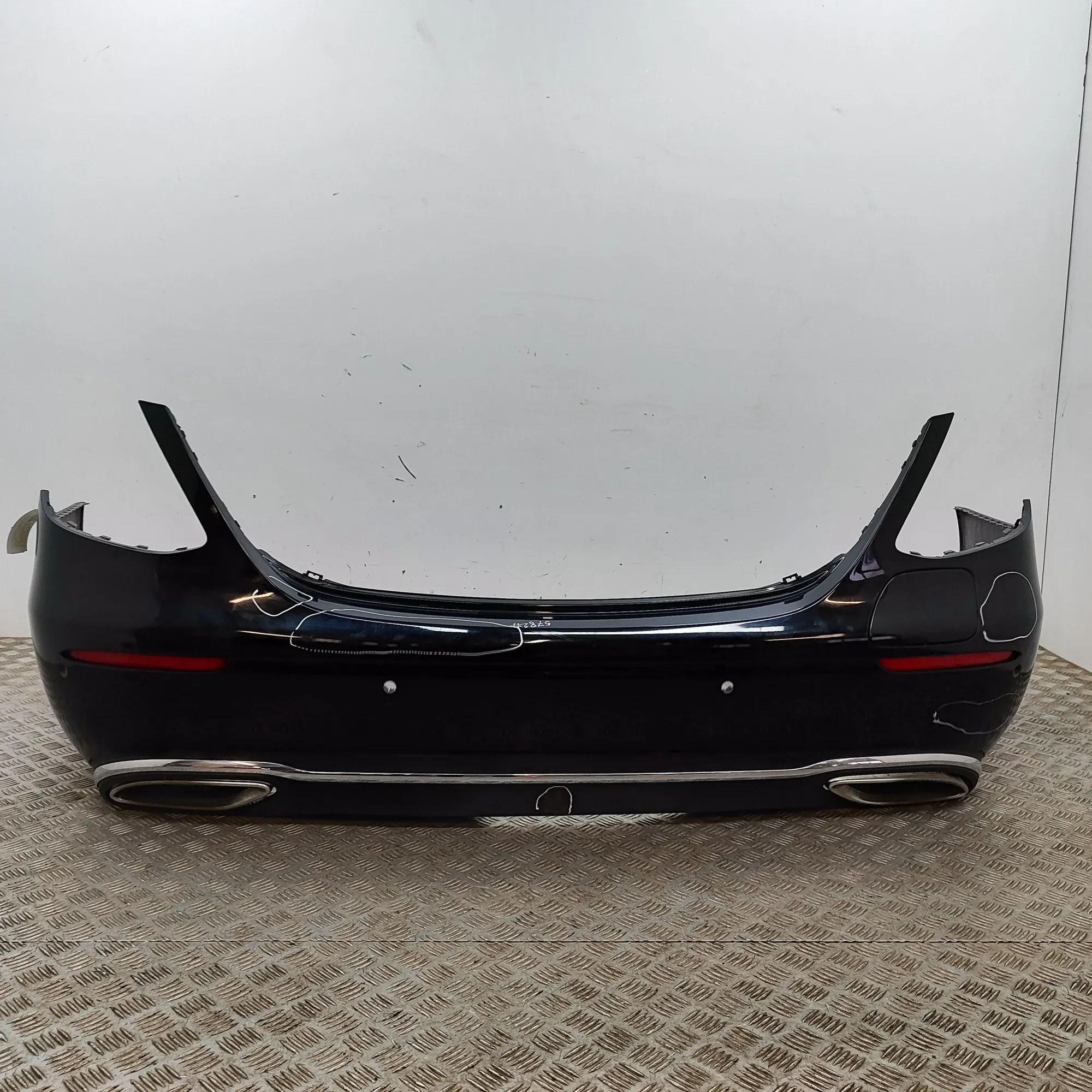 Mercedes-Benz A (W176) rear bumper A2138851625 Rear Bumper MERCEDES-BENZ E-CLASS (...