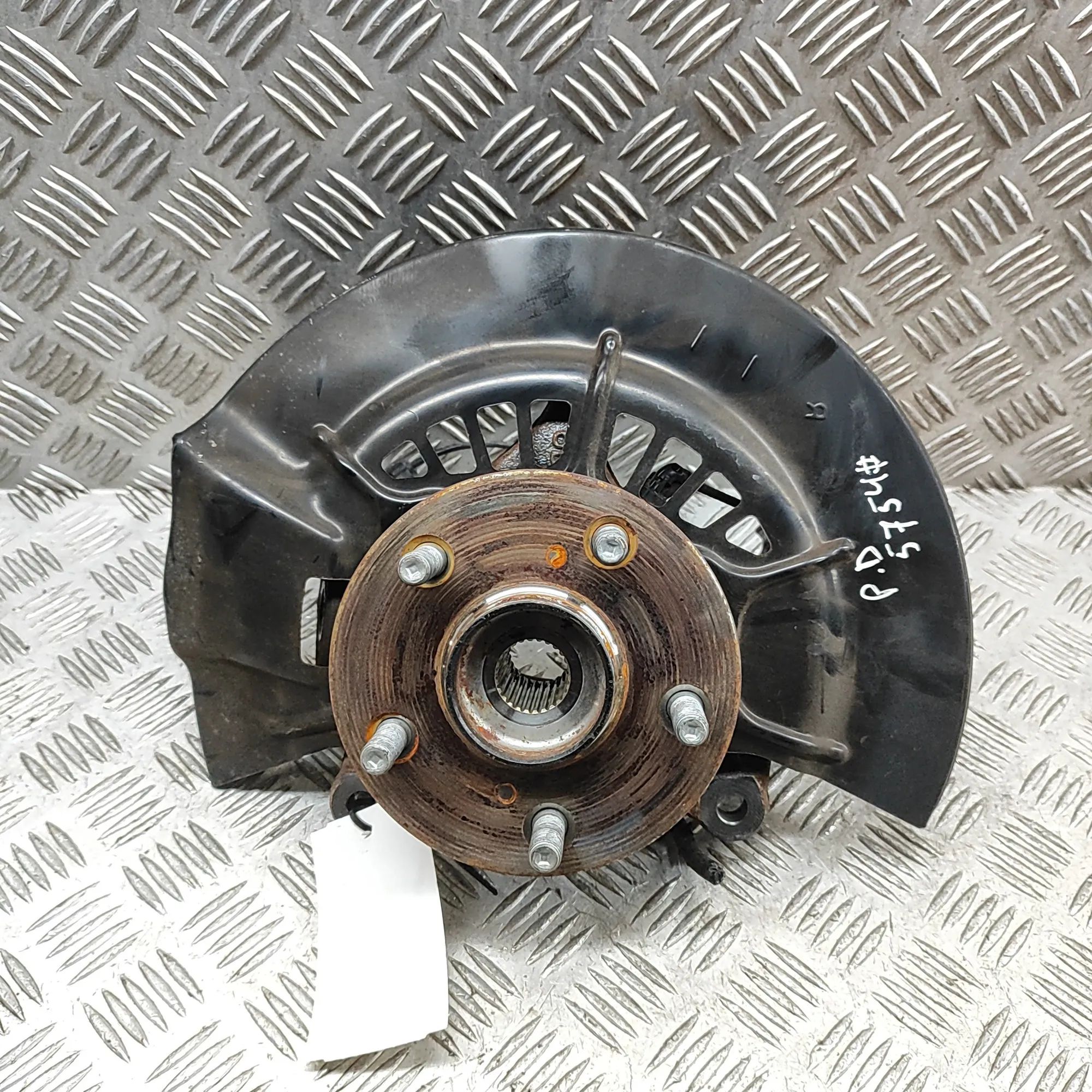 Toyota Camry Front Right Wheel Hub 43211-33120 Front Right Wheel Hub TOYOTA CAMRY ...