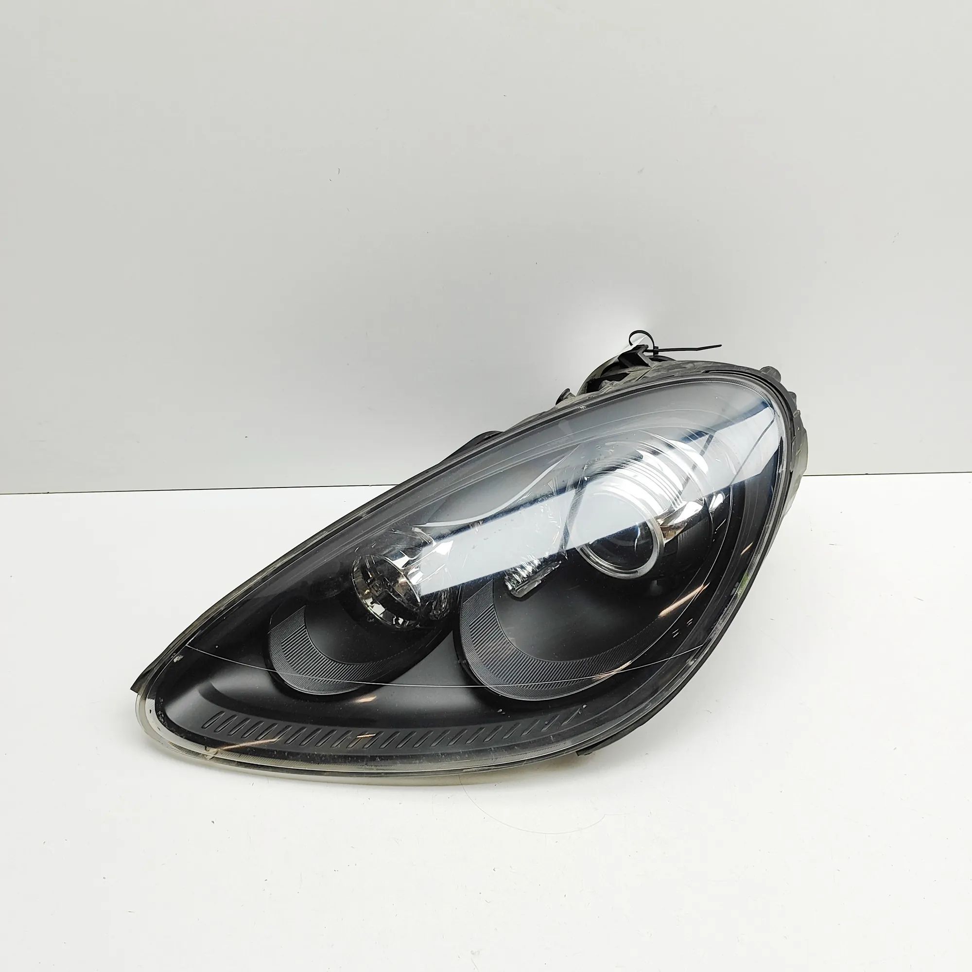 Porsche Cayenne Front Left Headlight