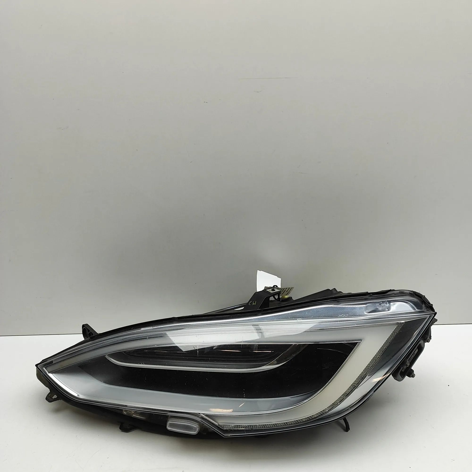 Tesla Model S Front Left Headlight 1053578-00-C Front Left Headlight TESLA MODEL S...