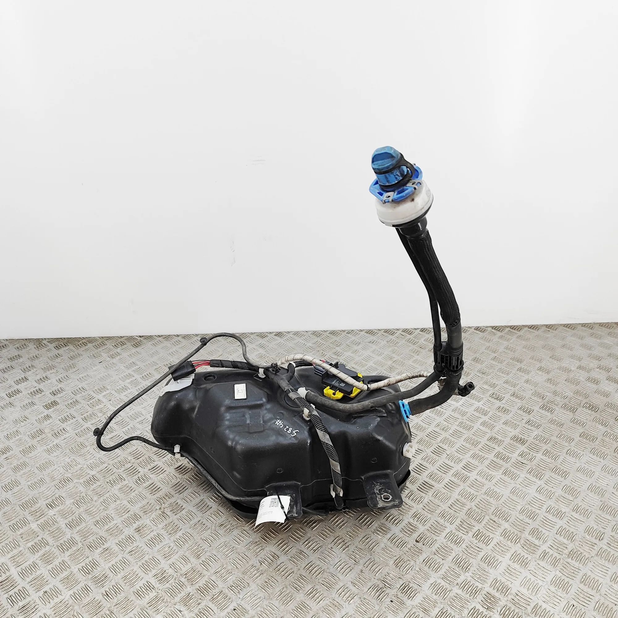 Ford Transit Connect / Tourneo Connect Adblue säiliö HC34-5H297-AA, GK21-5J228-AH AdBlue Tank FORD T...