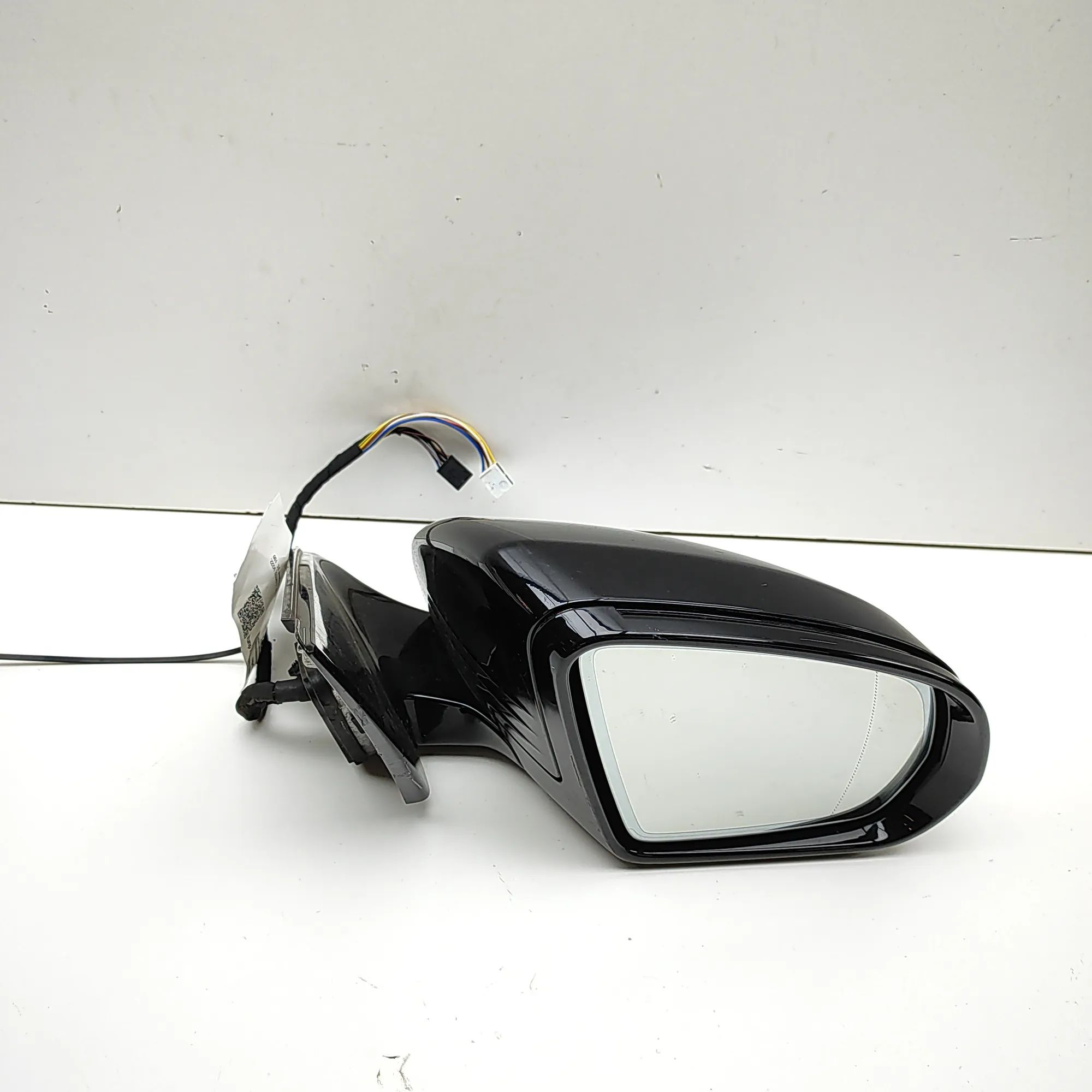 Mercedes-Benz A (W176) Right Side Wing Mirror A2228105201 Right Side Wing Mirror MERCEDES-BEN...