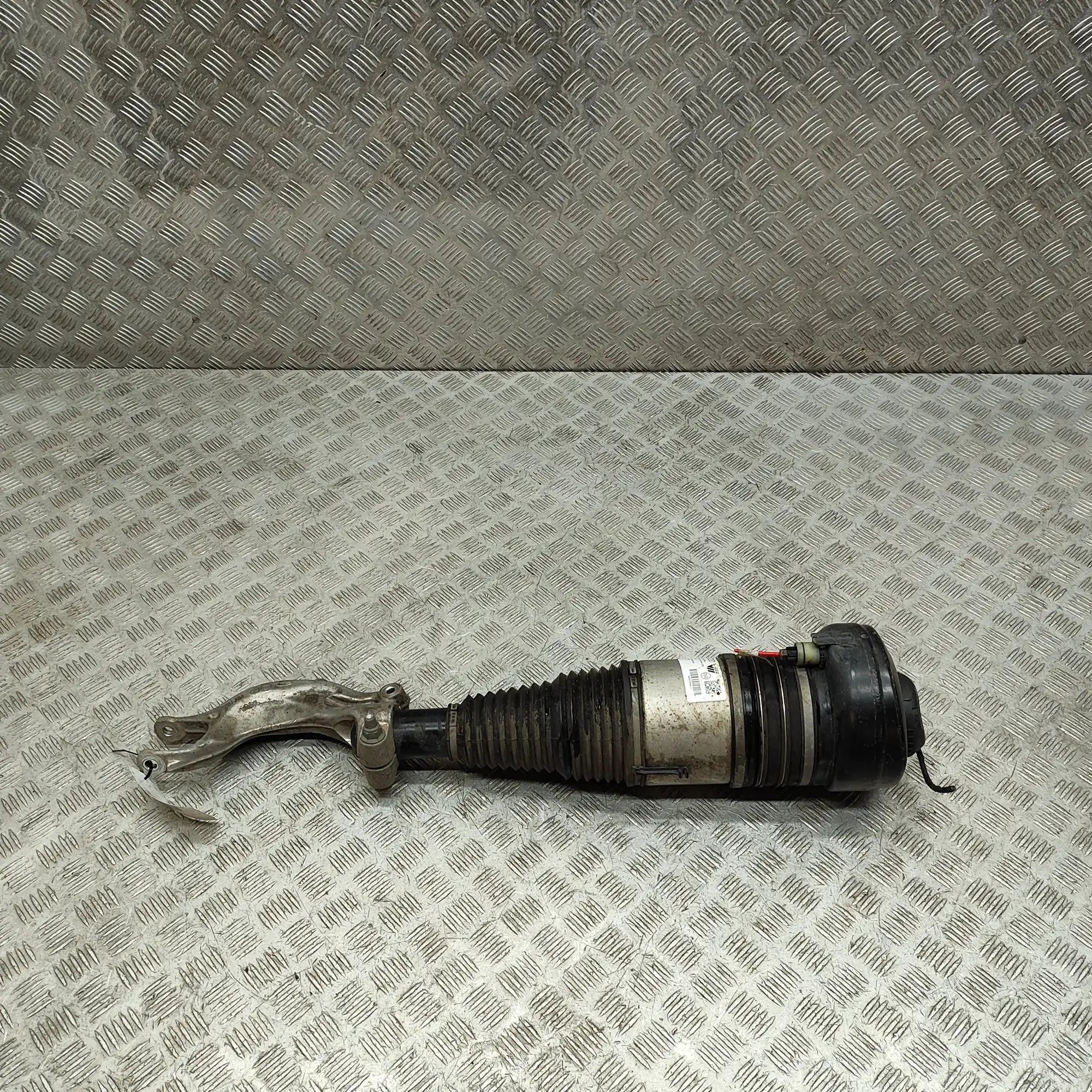 Audi Q8 Front Left Air Shock Absorber 4KE616039G Front Left Air Shock Absorber AUDI Q...
