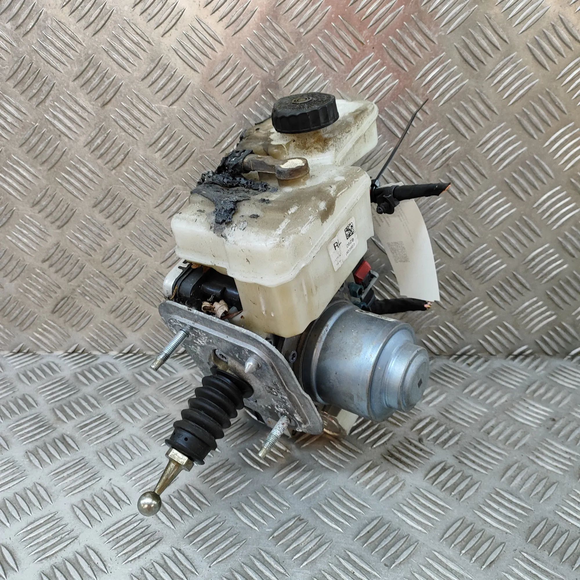 BMW i4 (G26) Brake Servo Booster 5A4A0E2, 5A4A0E Brake Servo Booster BMW I4 (G26...