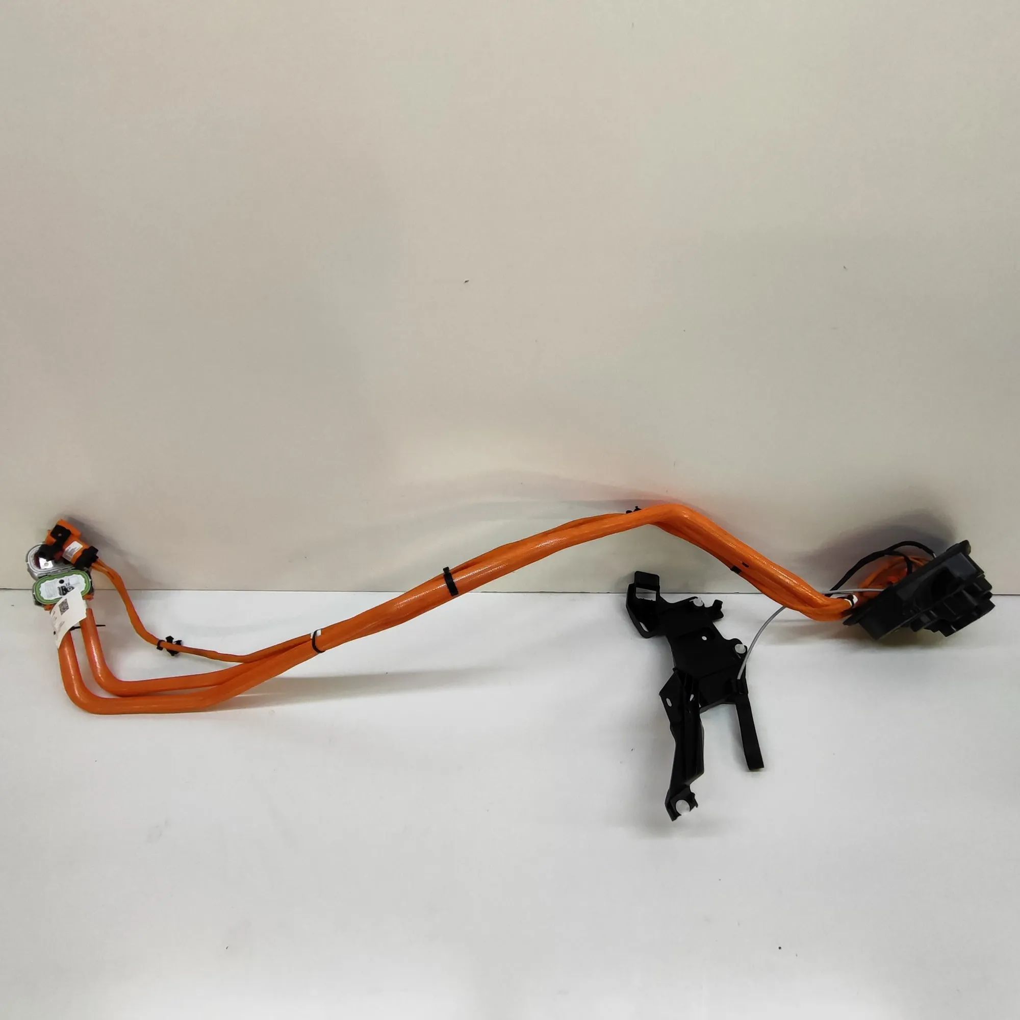 Tesla Model Y Battery Charging Cable 149037420E, 151619500B Battery Charging Cable T...