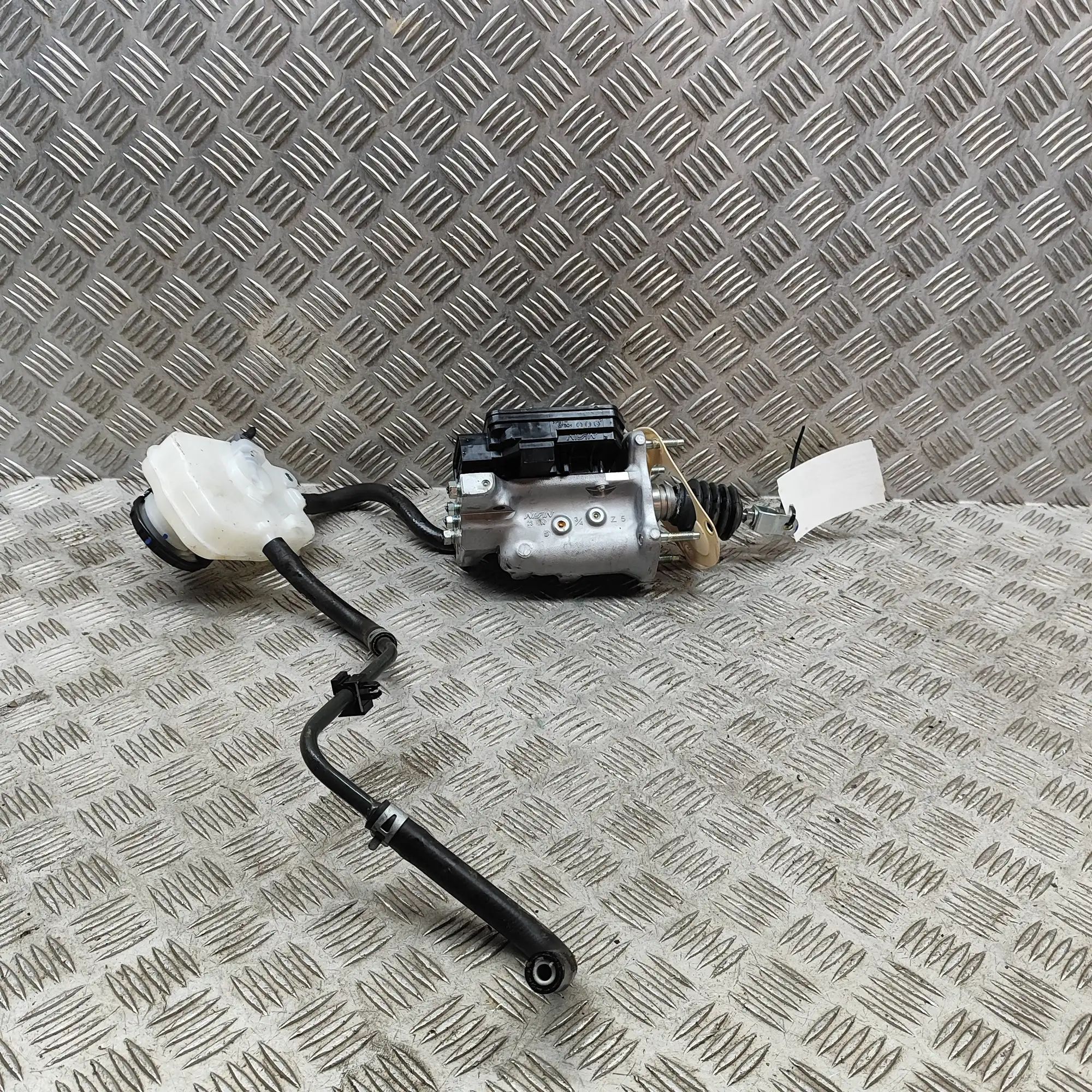 Honda HR-V / e:Ny1 Brake Servo Booster 46661-3N0-E00, 01469-31A-E12 Brake Servo Booste...