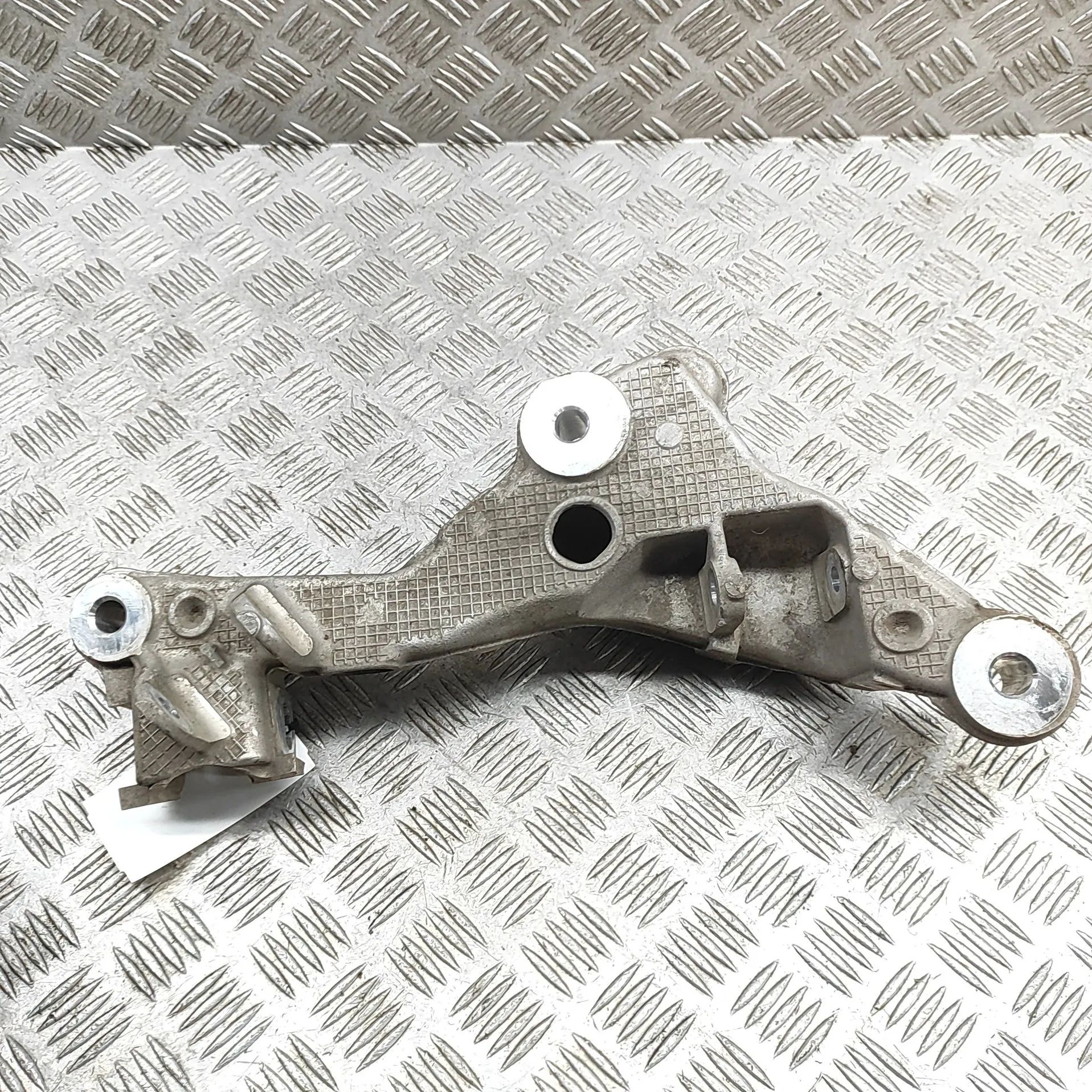 Porsche 911 (992) Left Side Subframe Bracket 992505063A Left Side Subframe Bracket PORSCHE 9...
