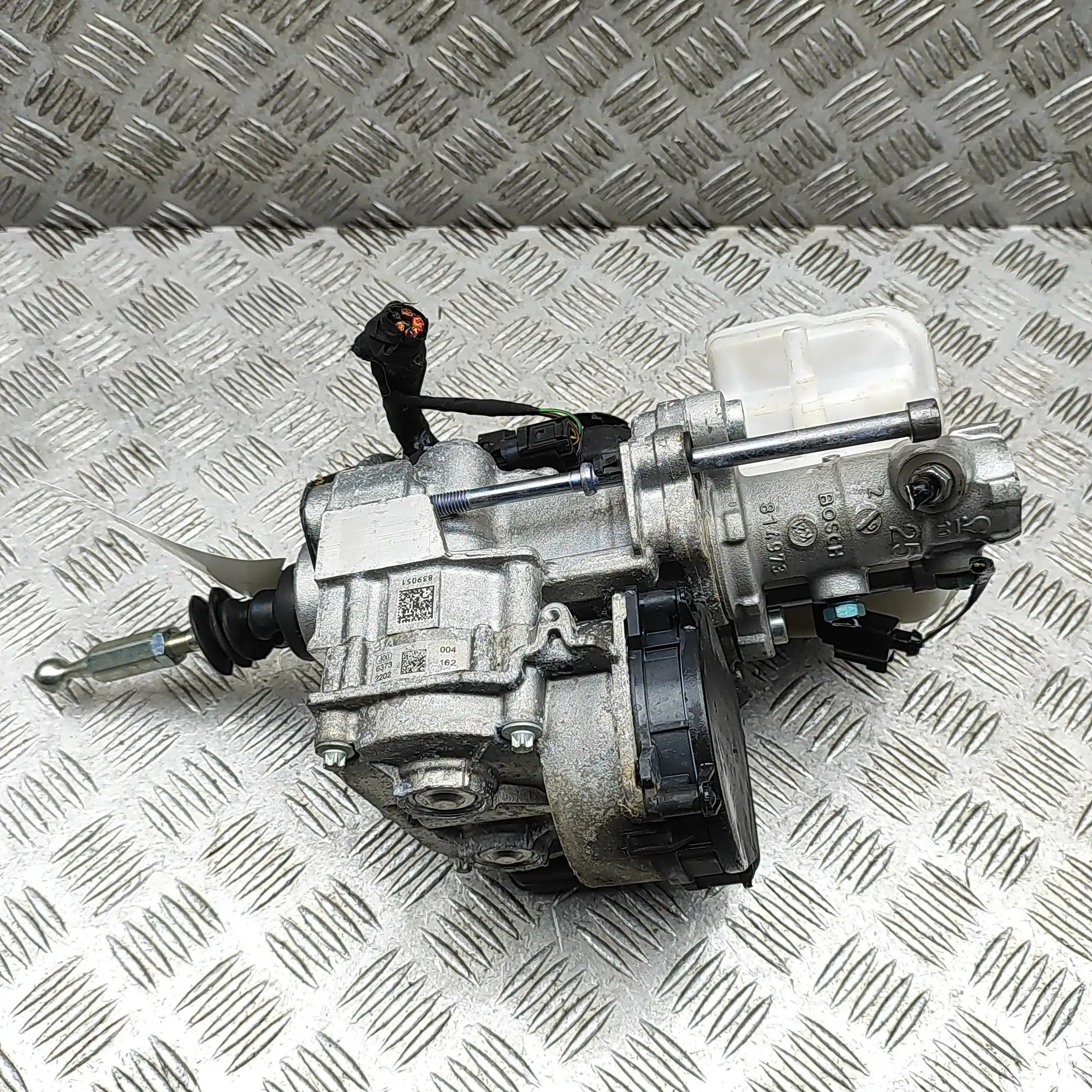 Volkswagen Touareg Brake Servo Booster 0204N00263, 4M0614105T Brake Servo Booster VW T...
