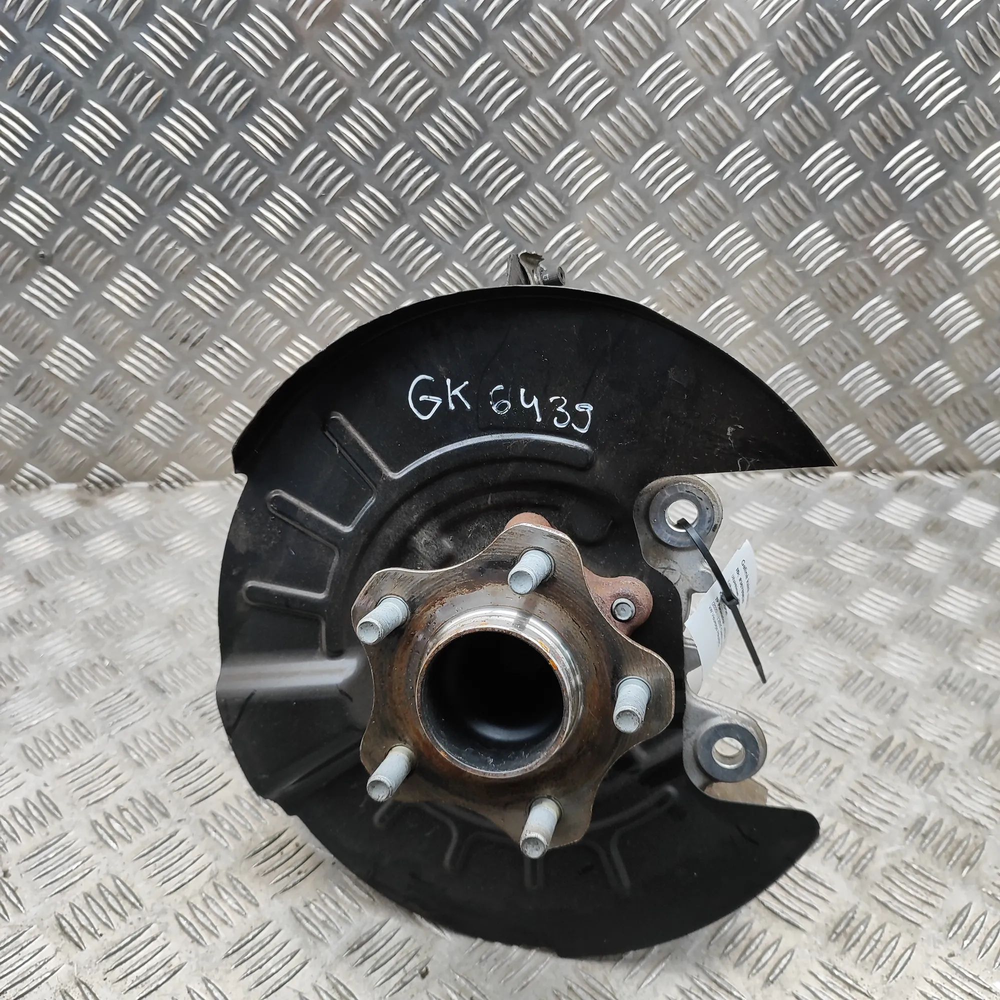 Nissan Ariya Rear Left Wheel Hub Spindle 43019-4PM0A, 44161-6US0A, 43202-5MP0A Rear Left...