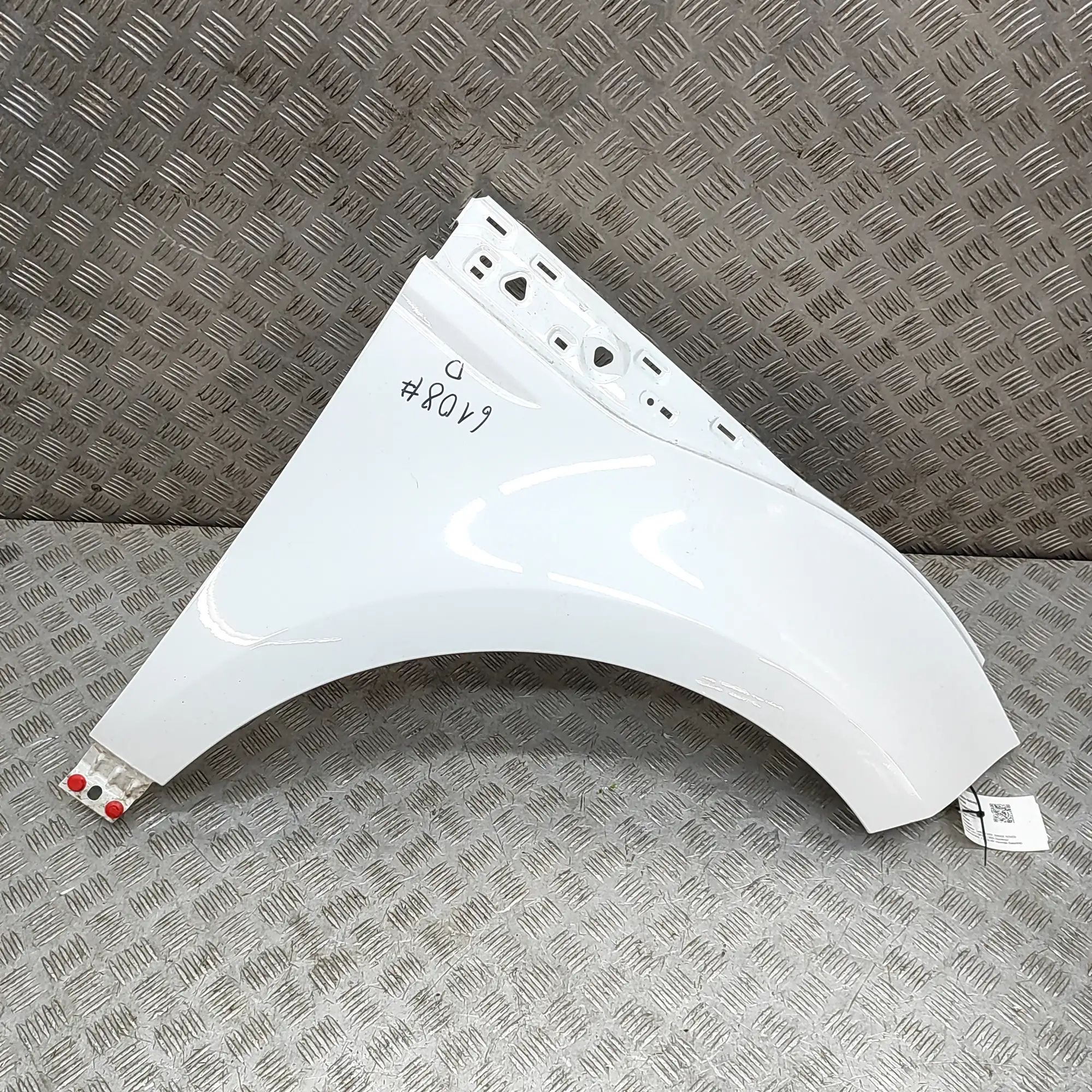 Land Rover Range Rover Evoque Front Right Fender K8D2-16015-AC Front Right Fender LAND ROVER RAN...