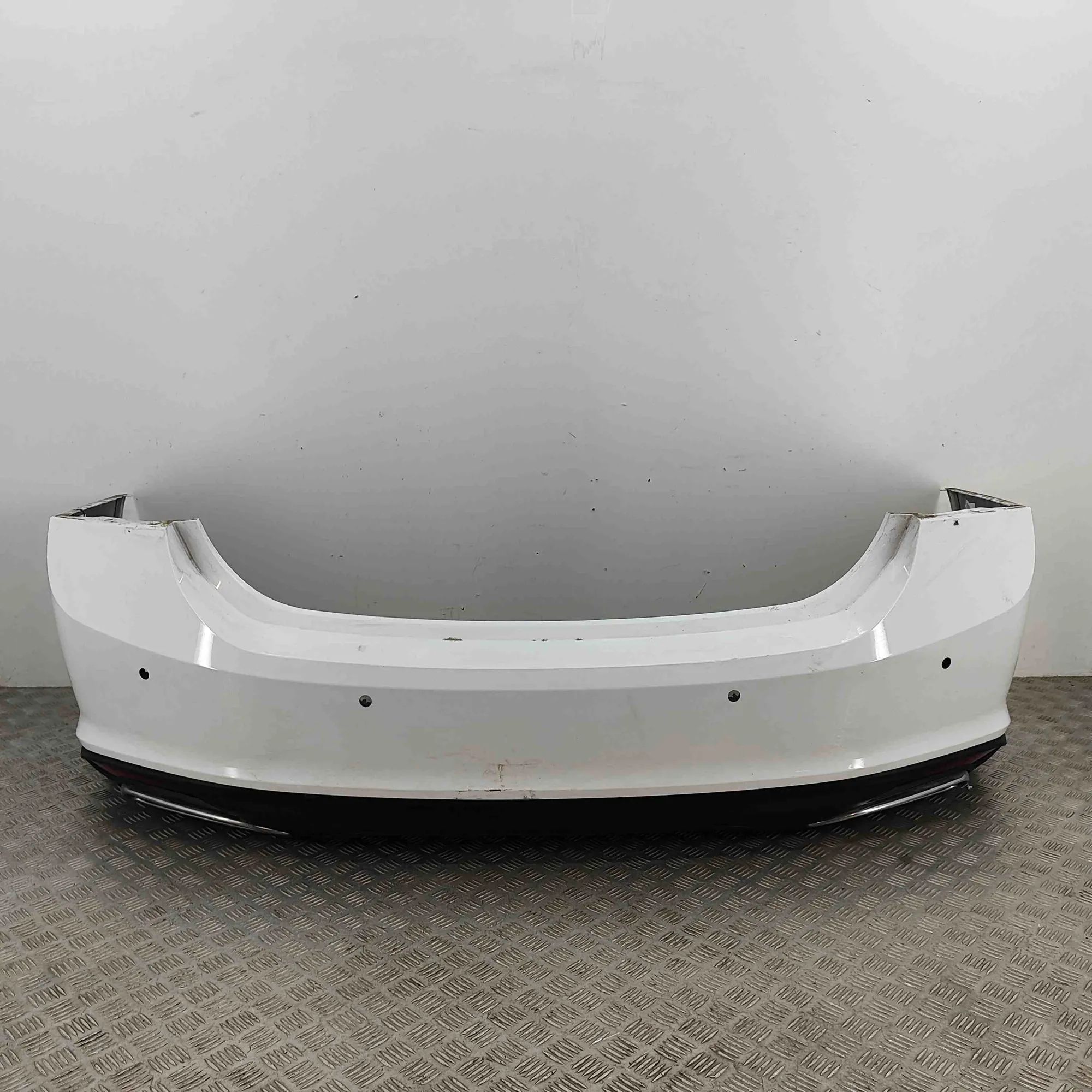 Chevrolet Malibu rear bumper 84332502 Rear Bumper CHEVROLET MALIBU (2015-......