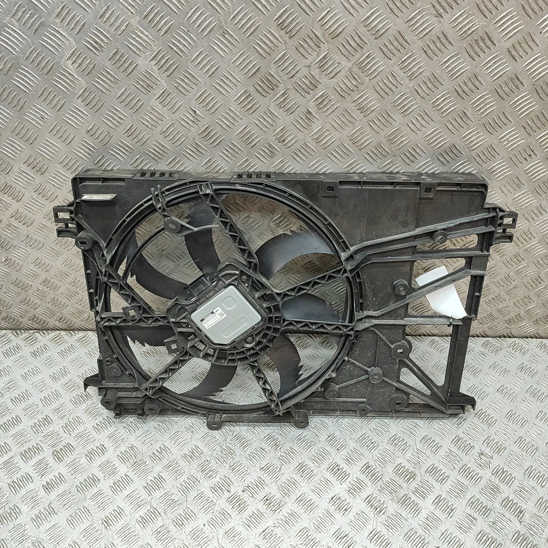 Toyota Camry Engine Cooling Fan Shroud 16363-31490, 268500-2000, 16360-25010 Engine Co...