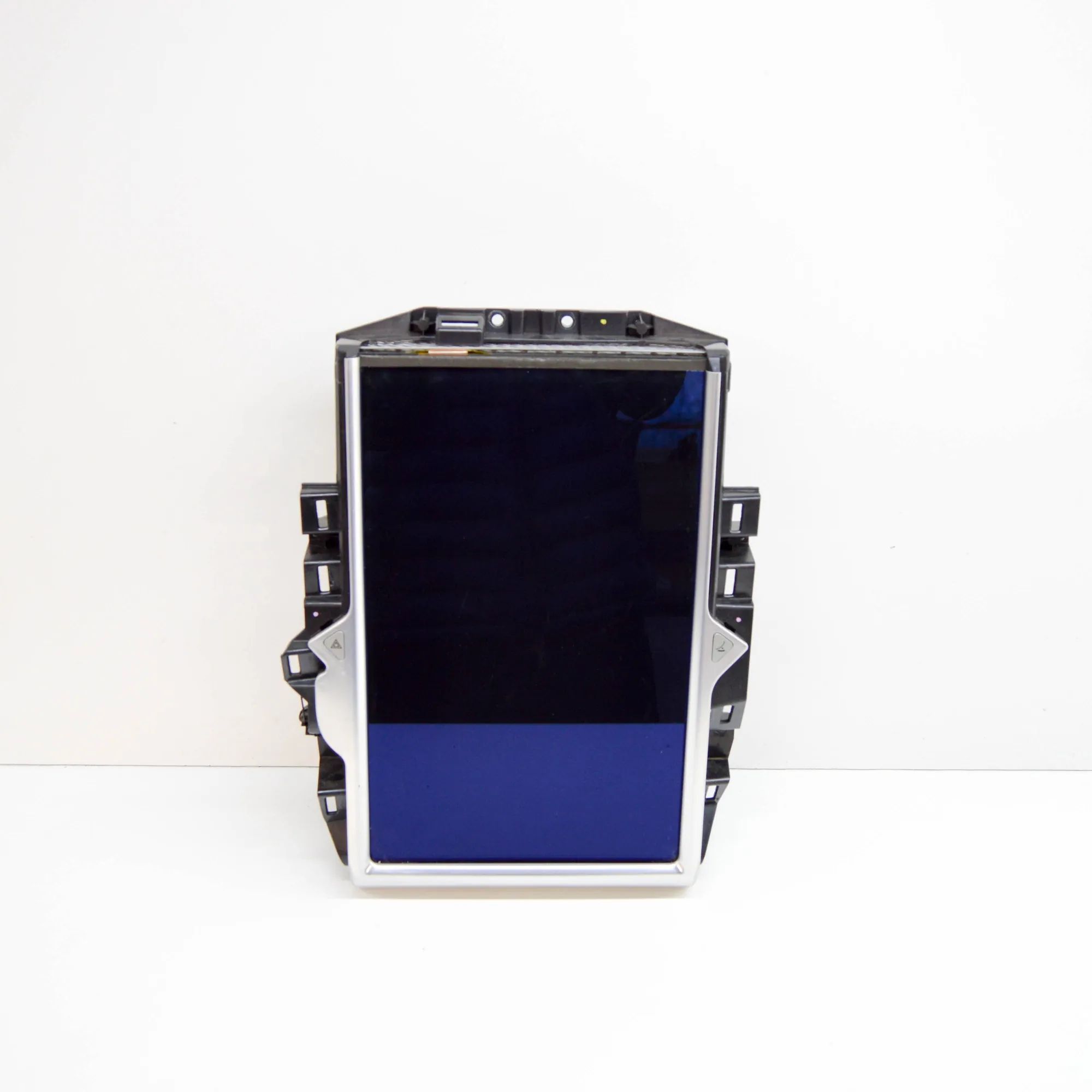 Tesla Model S Navigation Screen Display 6008905-00-C, 1004777-12-F Navigation Screen Di...