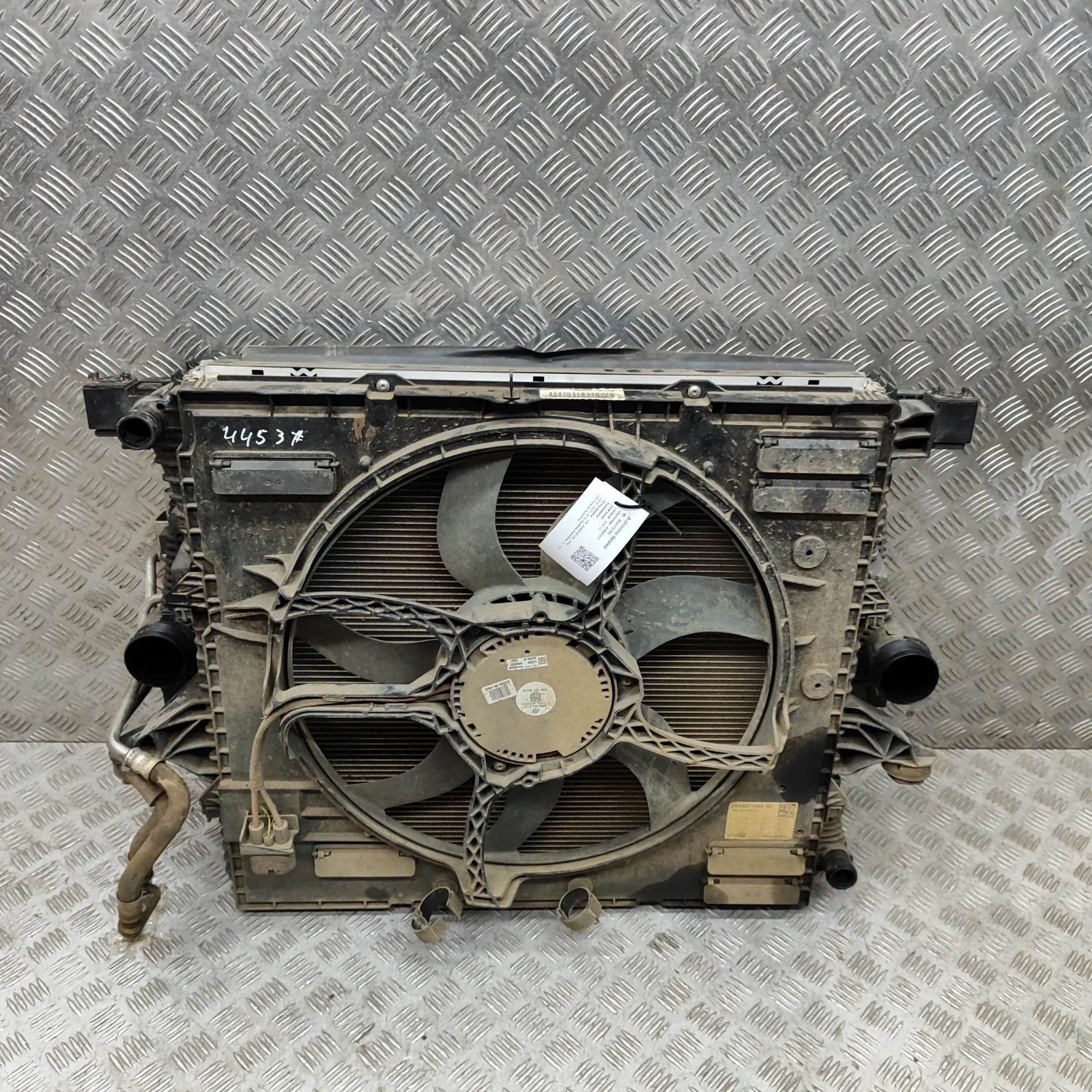 Volkswagen Amarok Cooling Radiator Pack 2H0121203K, 2H0121201CA, 2H0121253A Cooling Rad...