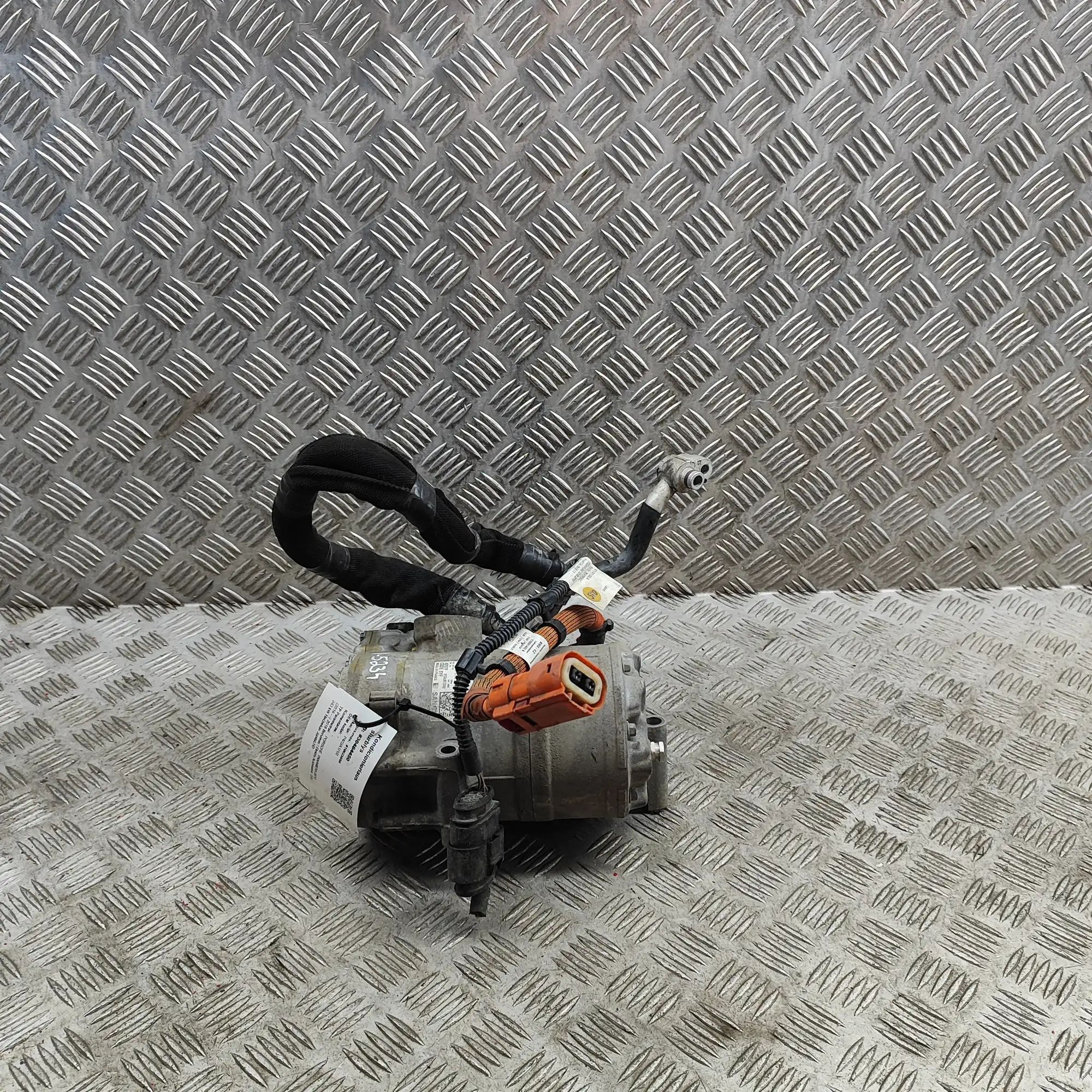 Porsche Panamera Air Condition A/C Pump 4G0816797A Air Condition A/C Pump PORSCHE PANAM...
