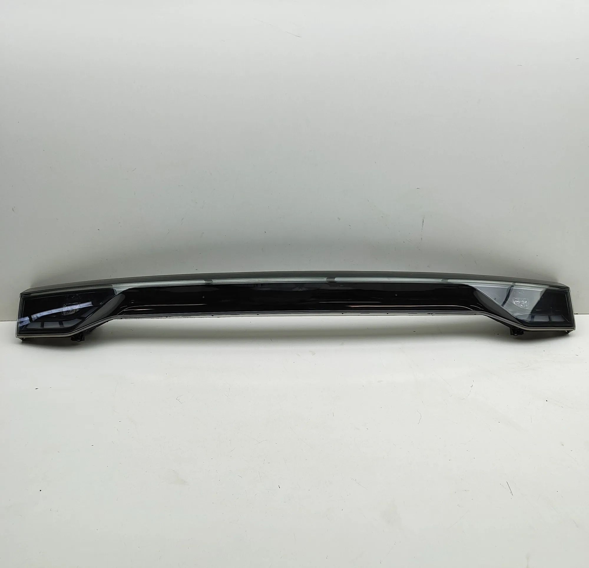 Honda HR-V / e:Ny1 Tailgate Boot Tail Light 33700-31A-E012 Tailgate Boot Tail Light HONDA E...