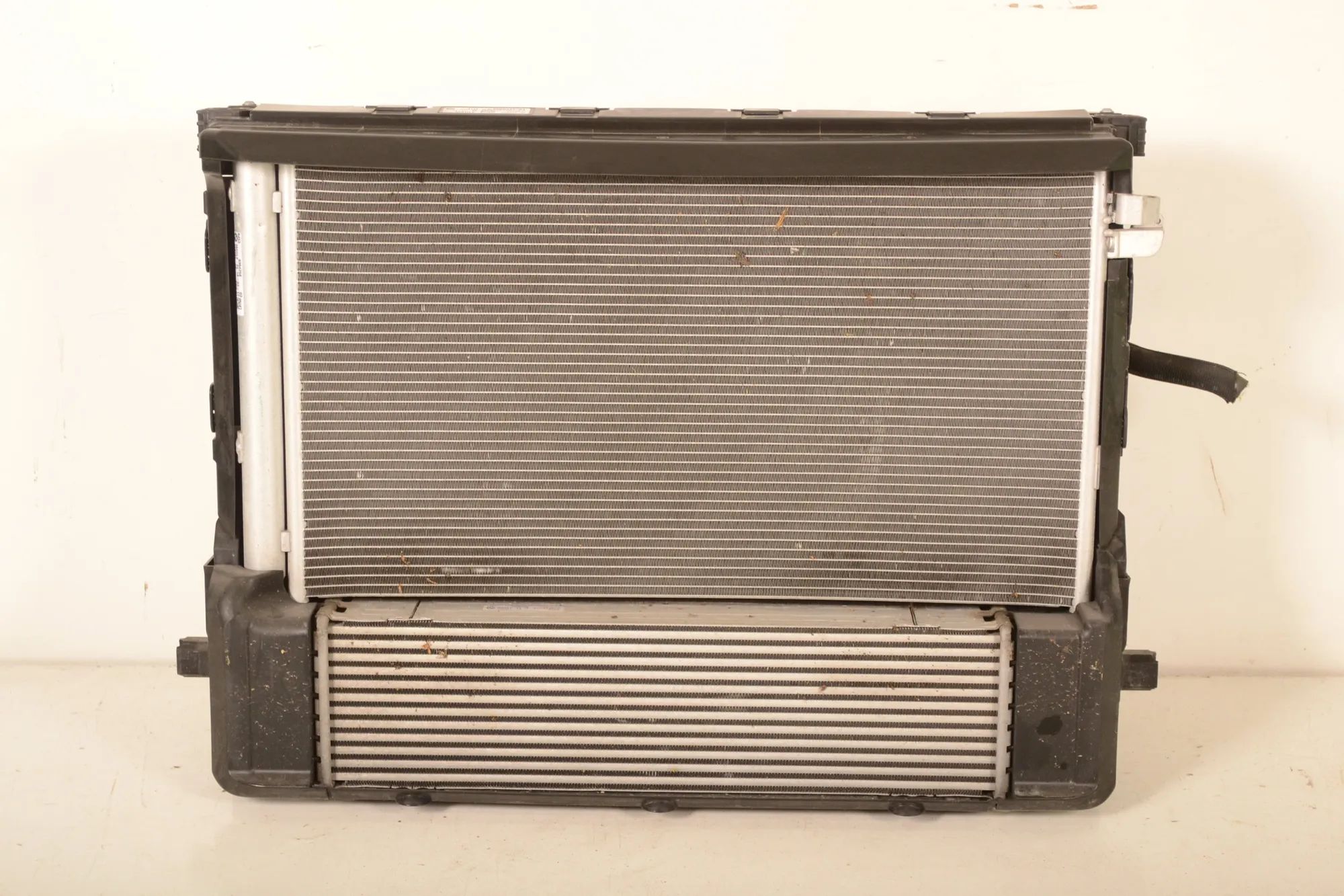BMW 5 (F10 / F11) Cooling Radiator Pack 8590049, 2794600, 9364258, 8655845 Cooling Radi...