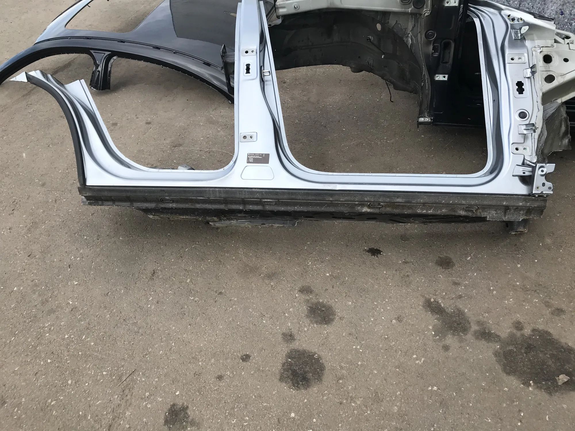 Skoda Karoq Right Side Sideskirt