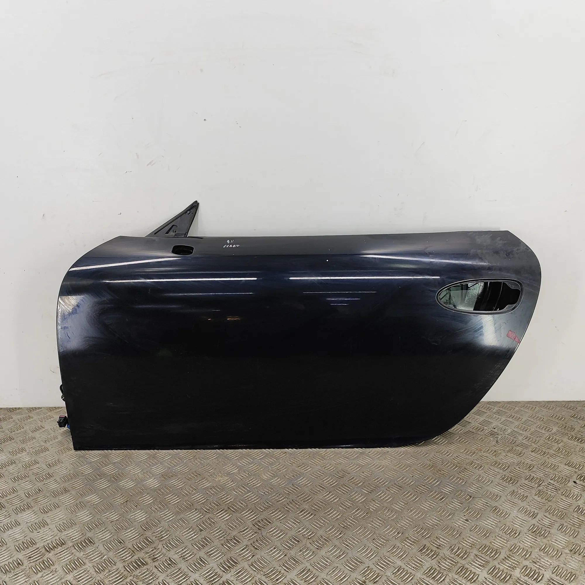 Porsche 911 (991) Front Left Door 99153101101, 991.531.011.01 Front Left Door POR...