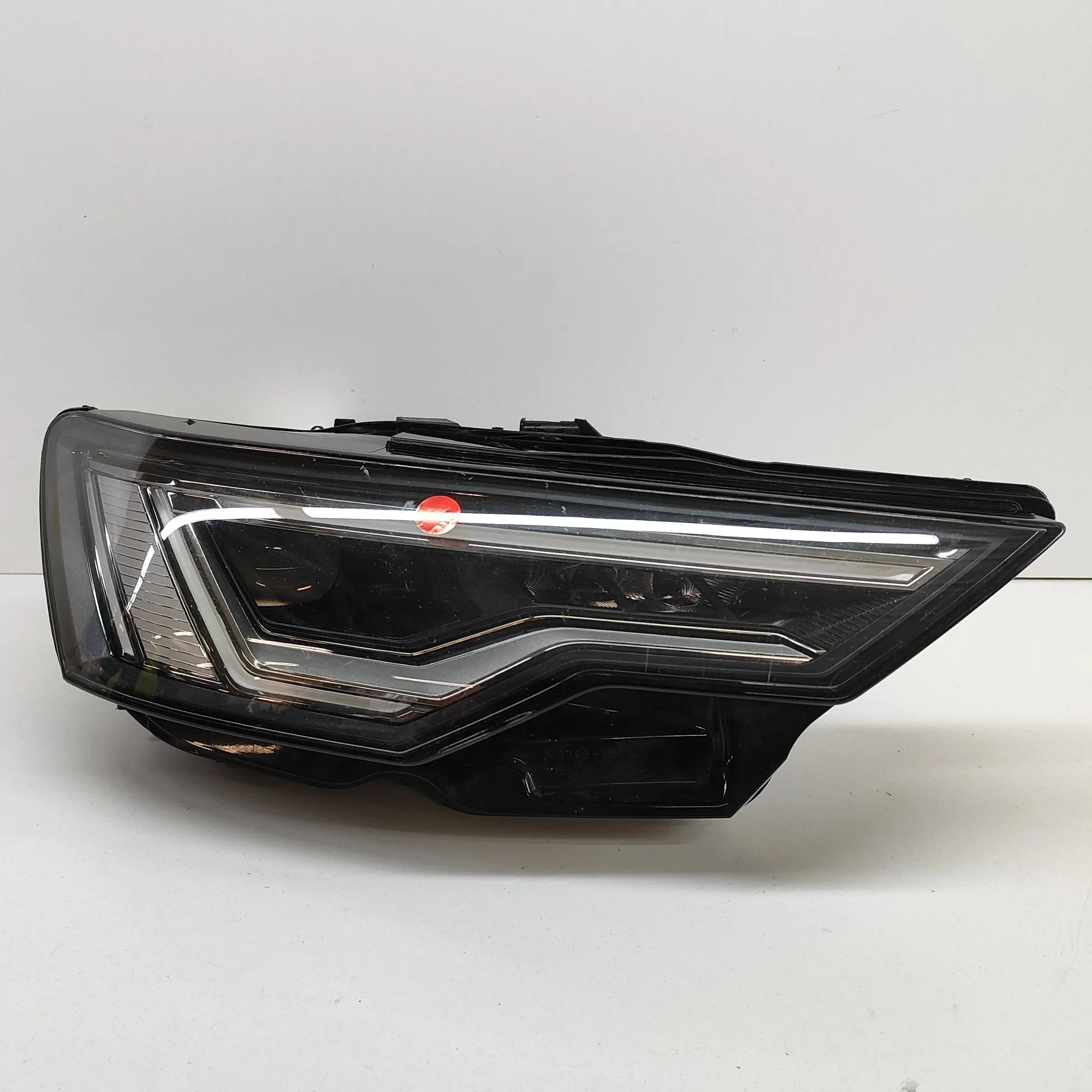 Audi A6 (C7) Front Right Headlight 4K0941040 Front Right Headlight AUDI A6 (4A2, C...