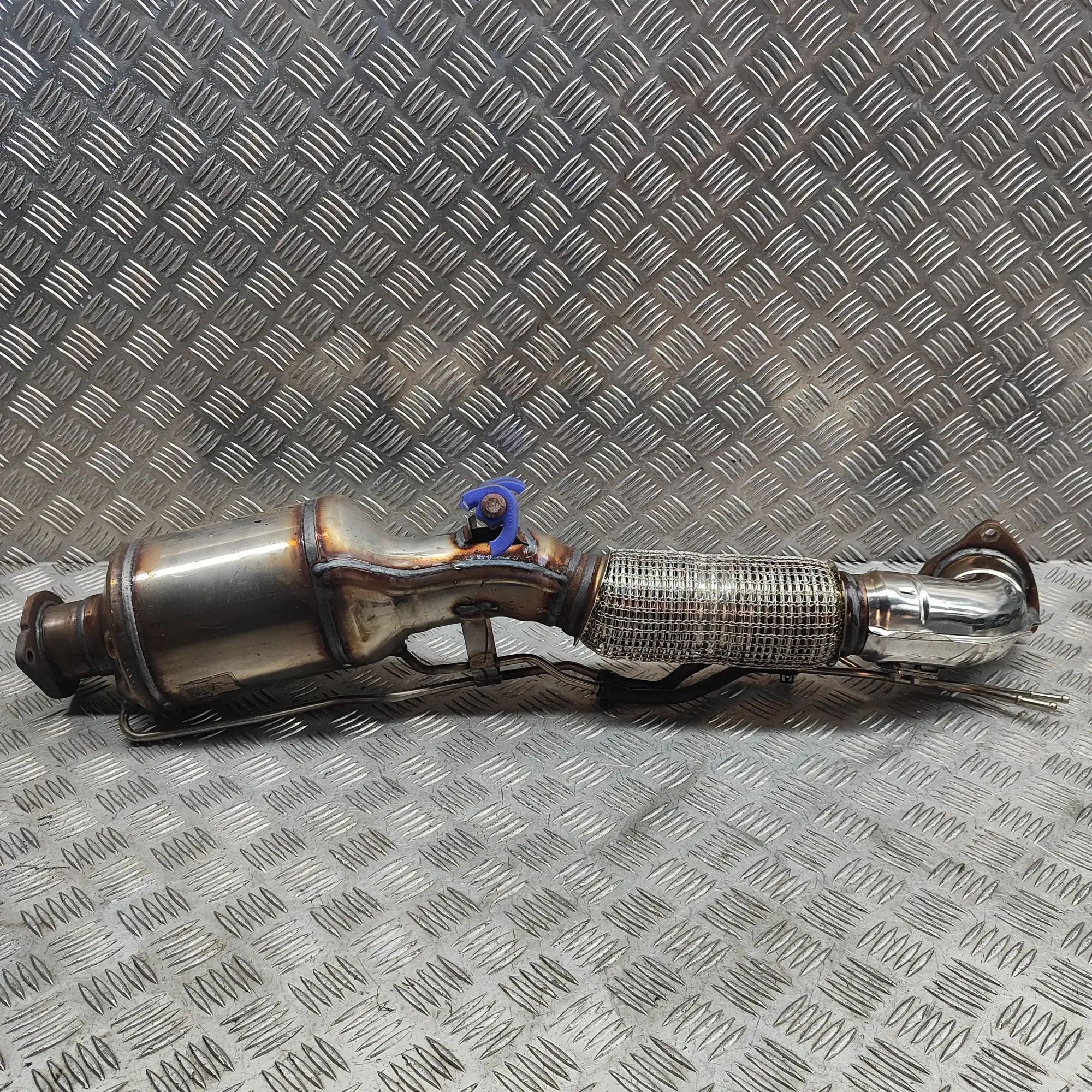 Volvo XC40 / EX40 Catalyst Converter 32406144 Catalyst Converter VOLVO XC40 (536) (2...