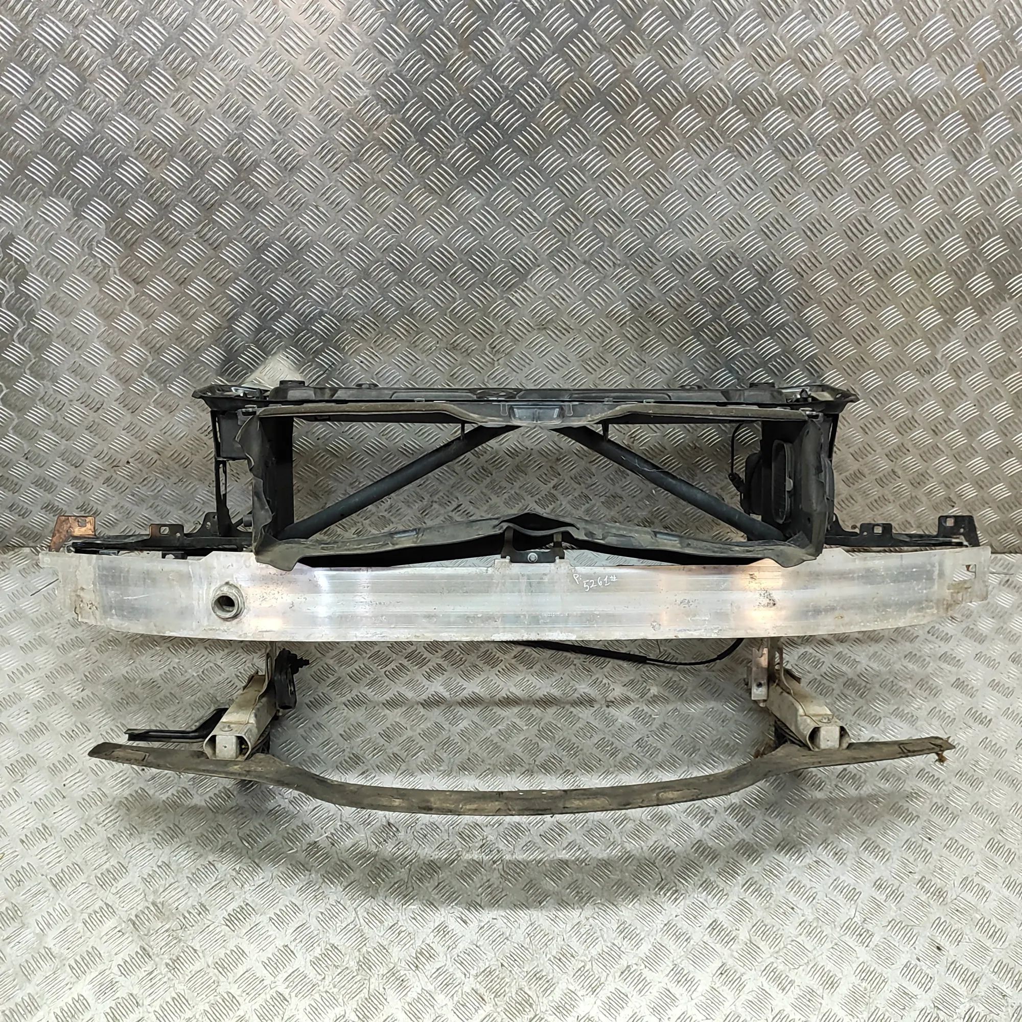 BMW 3 (F30 / F31) Slam Panel Frame Kit 7245786, 7255393 Slam Panel Frame Kit BMW 3 SER...