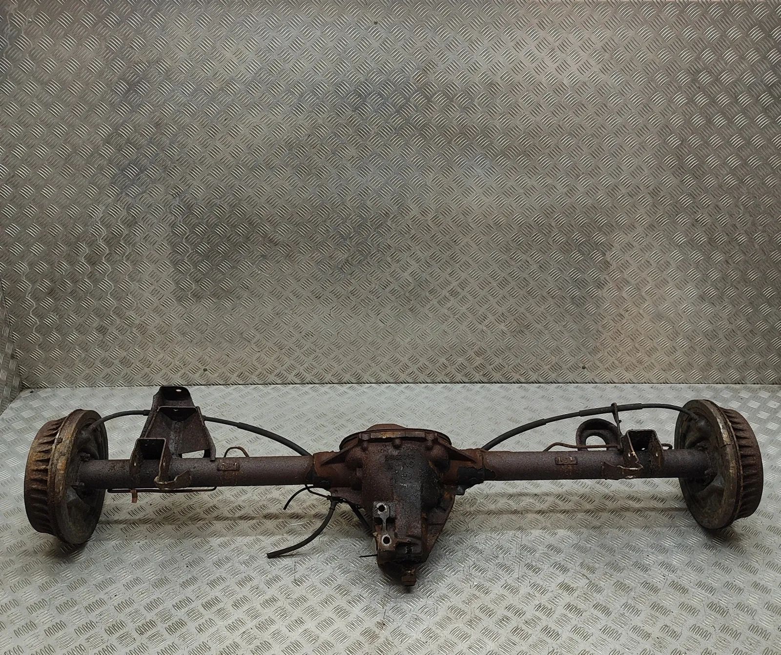 Chevrolet Camaro Rear Axle 26029188 Rear Axle CHEVROLET CAMARO (1992-2002)...