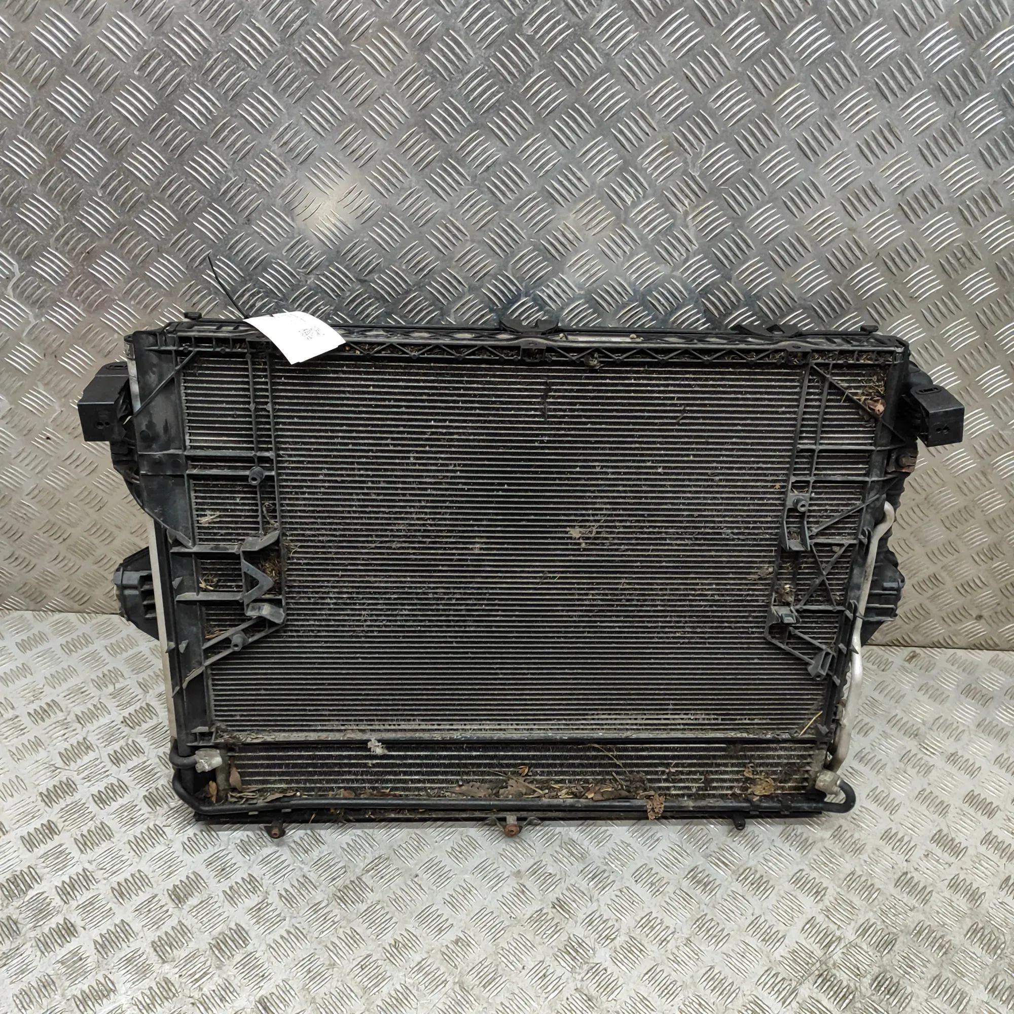 Porsche Cayenne Cooling Radiator Pack 958.106.132.10, 95857311102, 958.573.111.02, 7P...