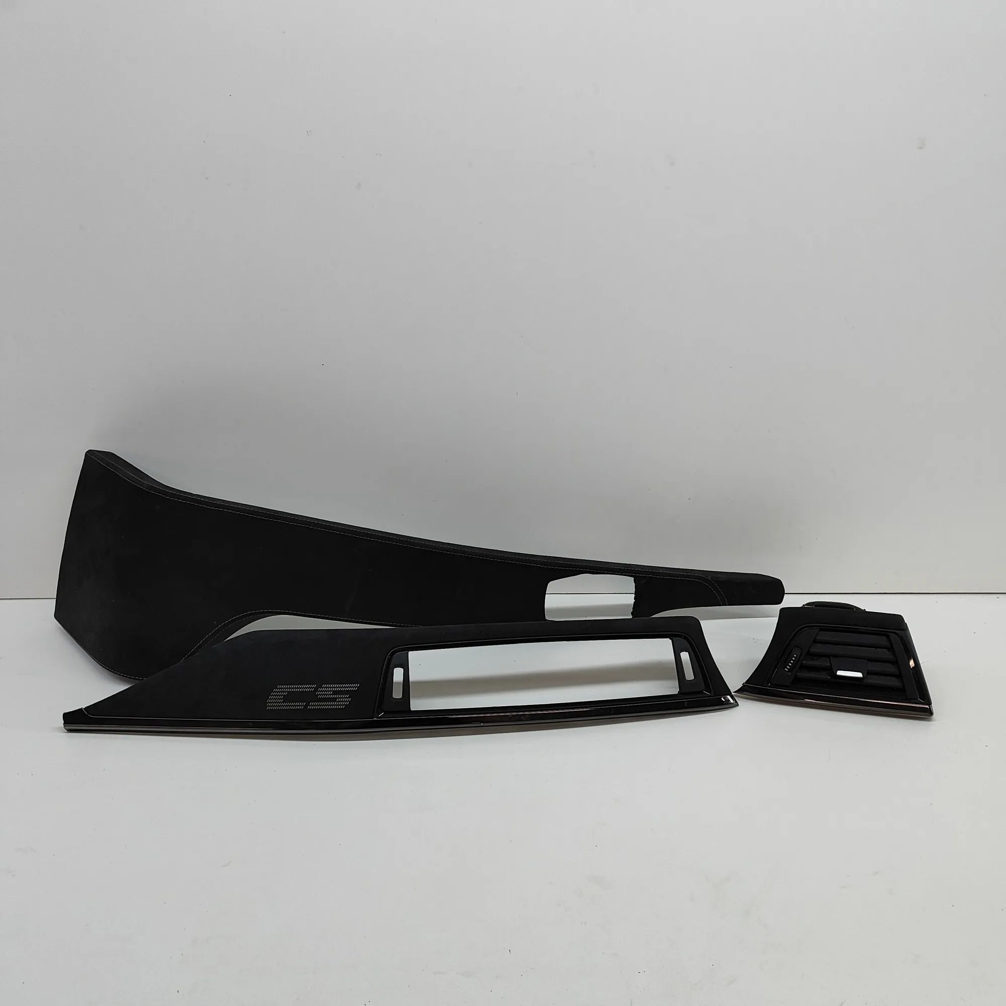 BMW 4 (F32 / F33 / F36) Interior Trim Strips Kit 9231995, 8090732, 8066300 Interior Trim Strips ...