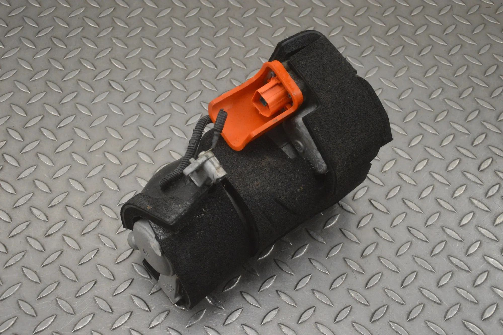 Tesla Model Y Air Condition A/C Pump 11734193-00-A Air Condition A/C Pump TESLA MODE...