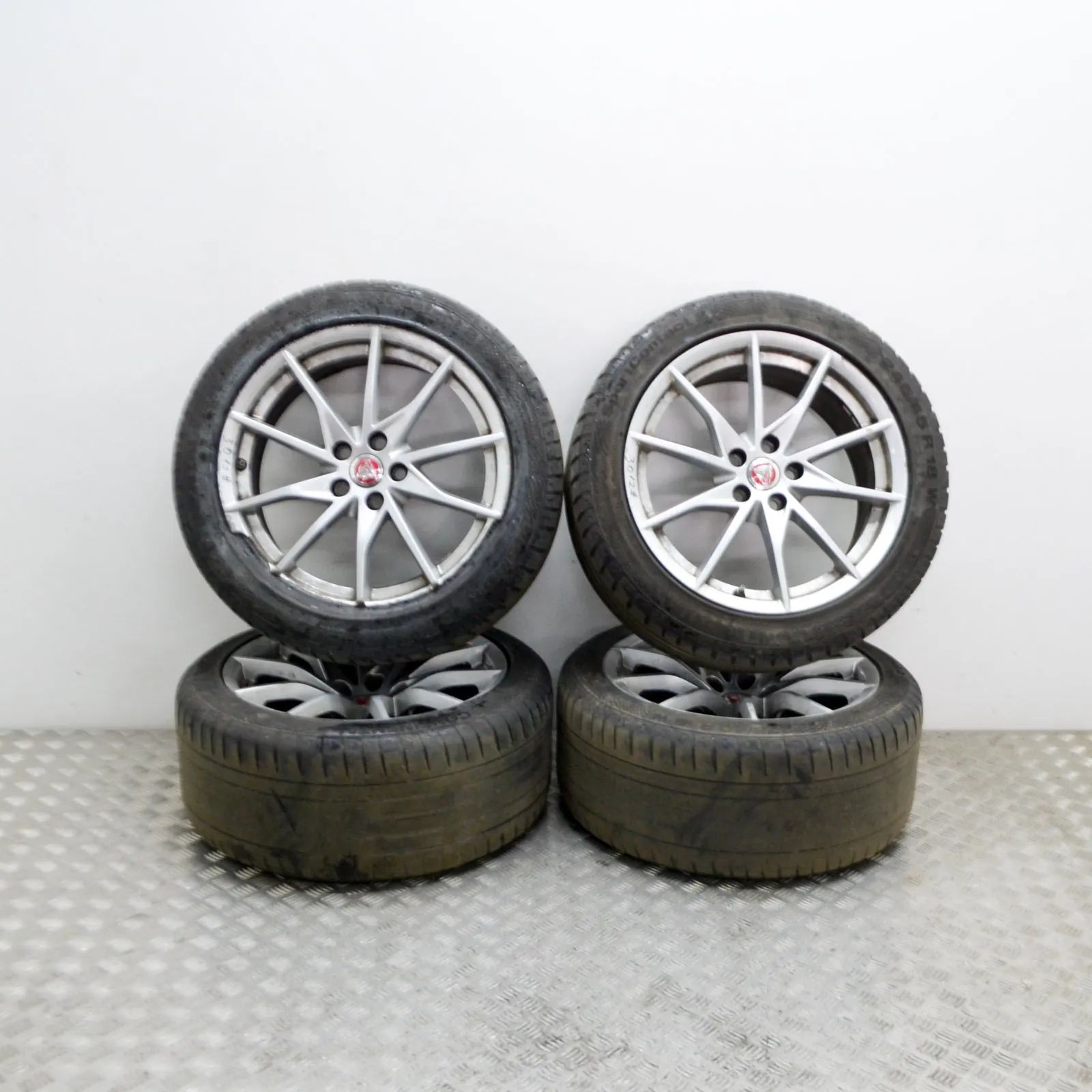 Jaguar F-Type Alloy Wheel Set JX53-1007-BA, JX53-1007-AA Alloy Wheel Set JAGU...